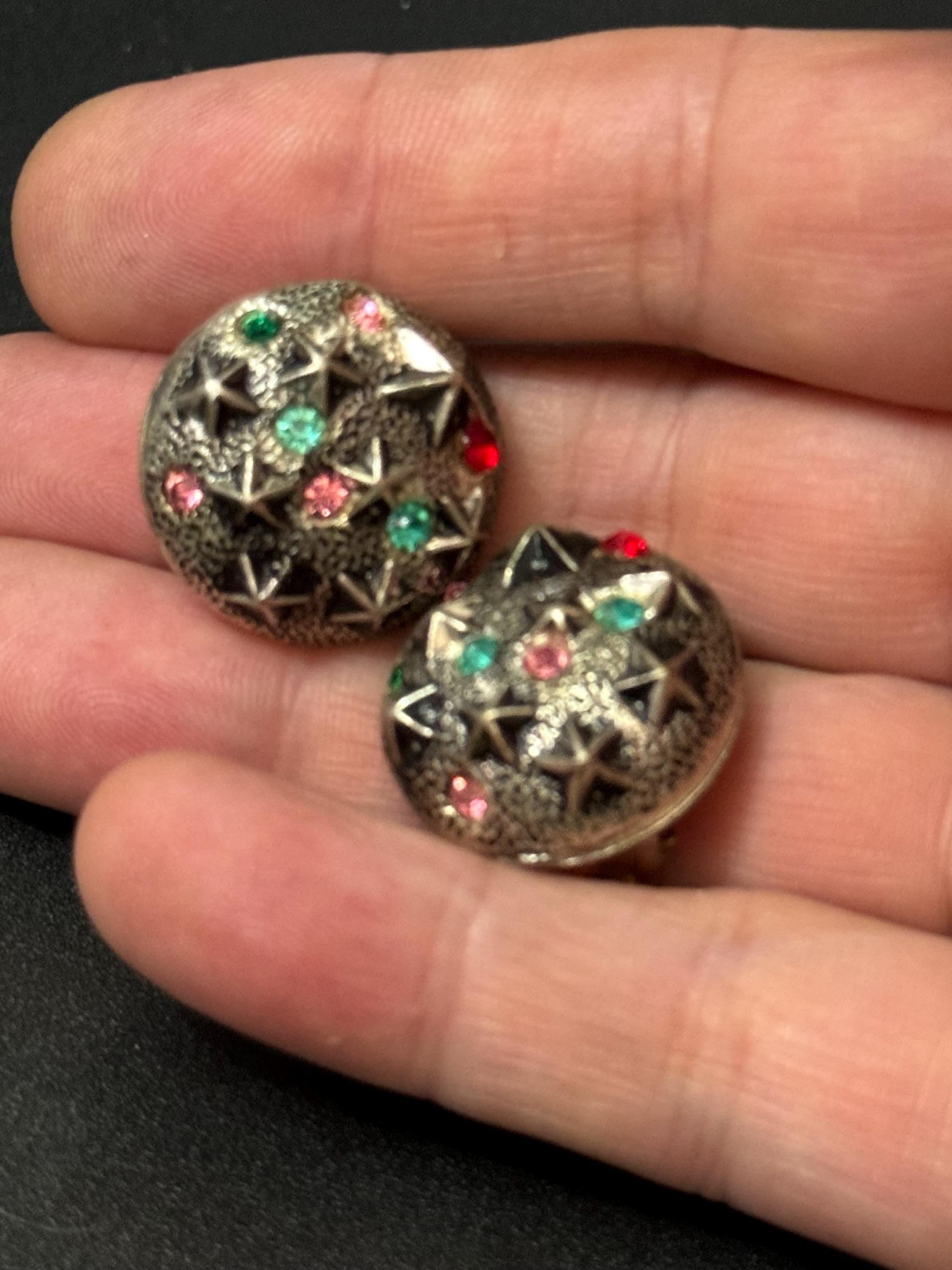 Vintage 1960s Starfish Clip On Earrings: Silver Tone Rainbow Diamanté