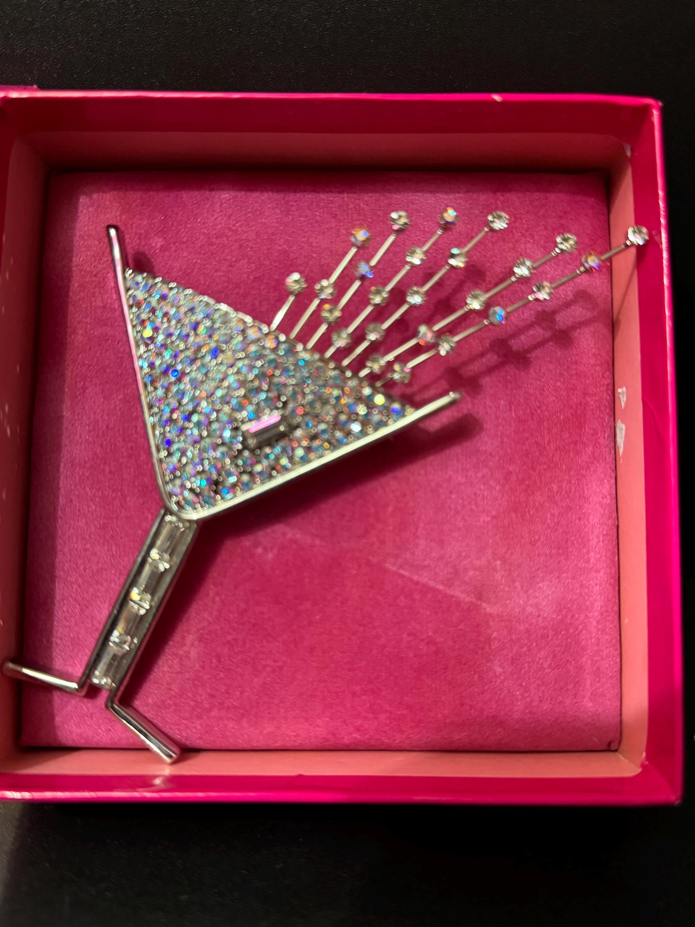 Signed butler and Wilson AB aurora borealis rainbow diamanté champagne cocktail glass brooch 12cm pink tones