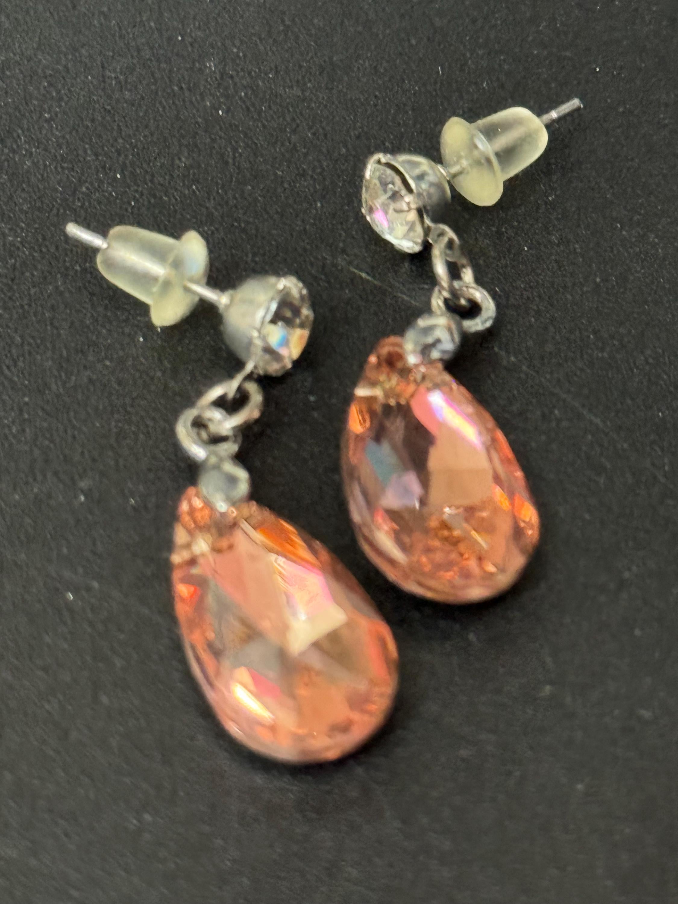 PINK topaz Coloured Crystal diamanté teardrop dangly earrings retro unused shop stock pierced stainless steel