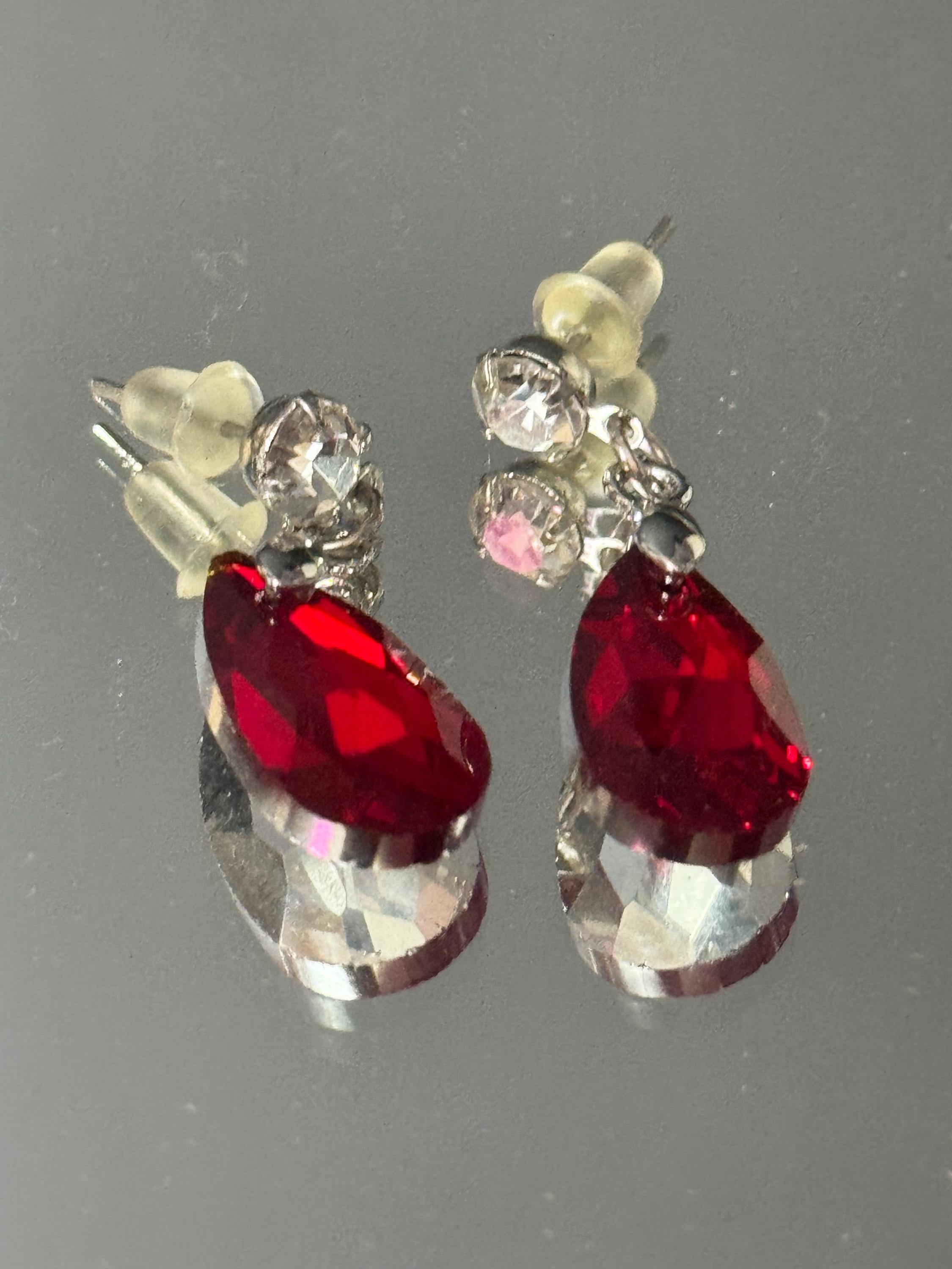 Red ruby glass Coloured Crystal diamanté teardrop dangly earrings retro unused shop stock pierced stainless steel