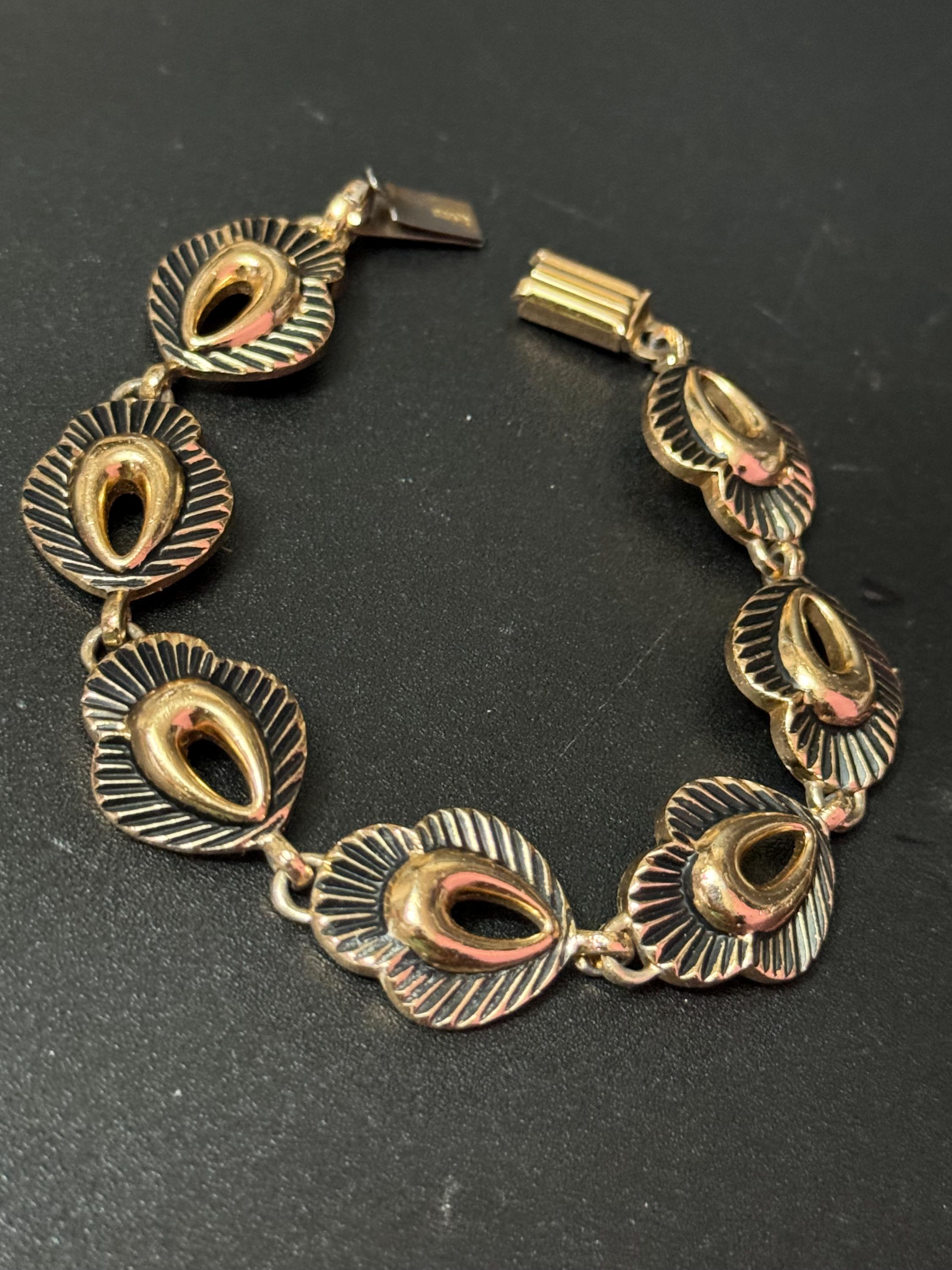Signed GLOBUS Vintage copper gold tone lightweight aluminium panel link bracelet 19cm