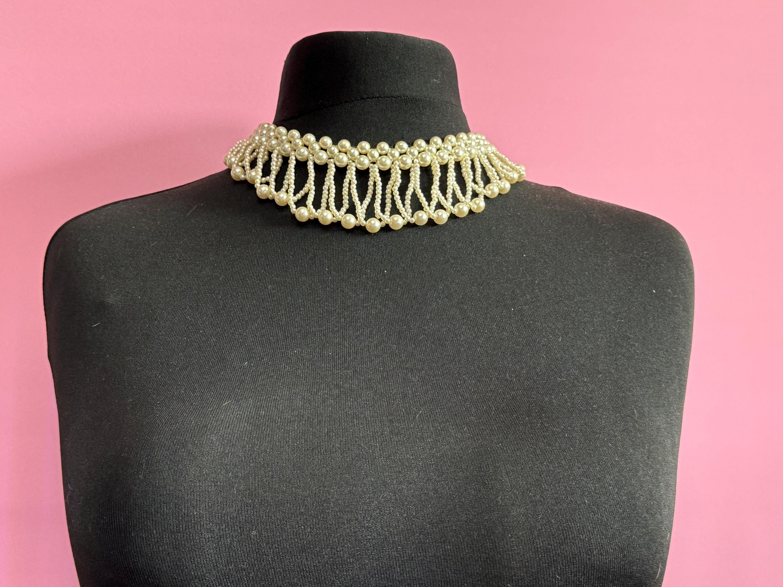 Vintage faux white Plastic round pearl woven multi strand choker collar necklace