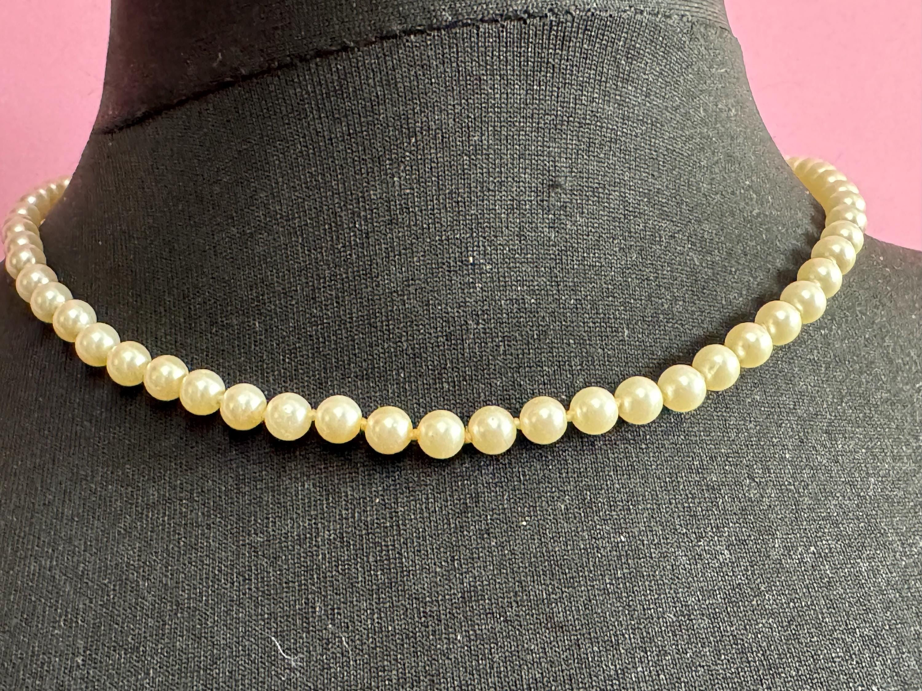 vintage white knotted glass pearl necklace silver tone clasp 47cm 7mm beads