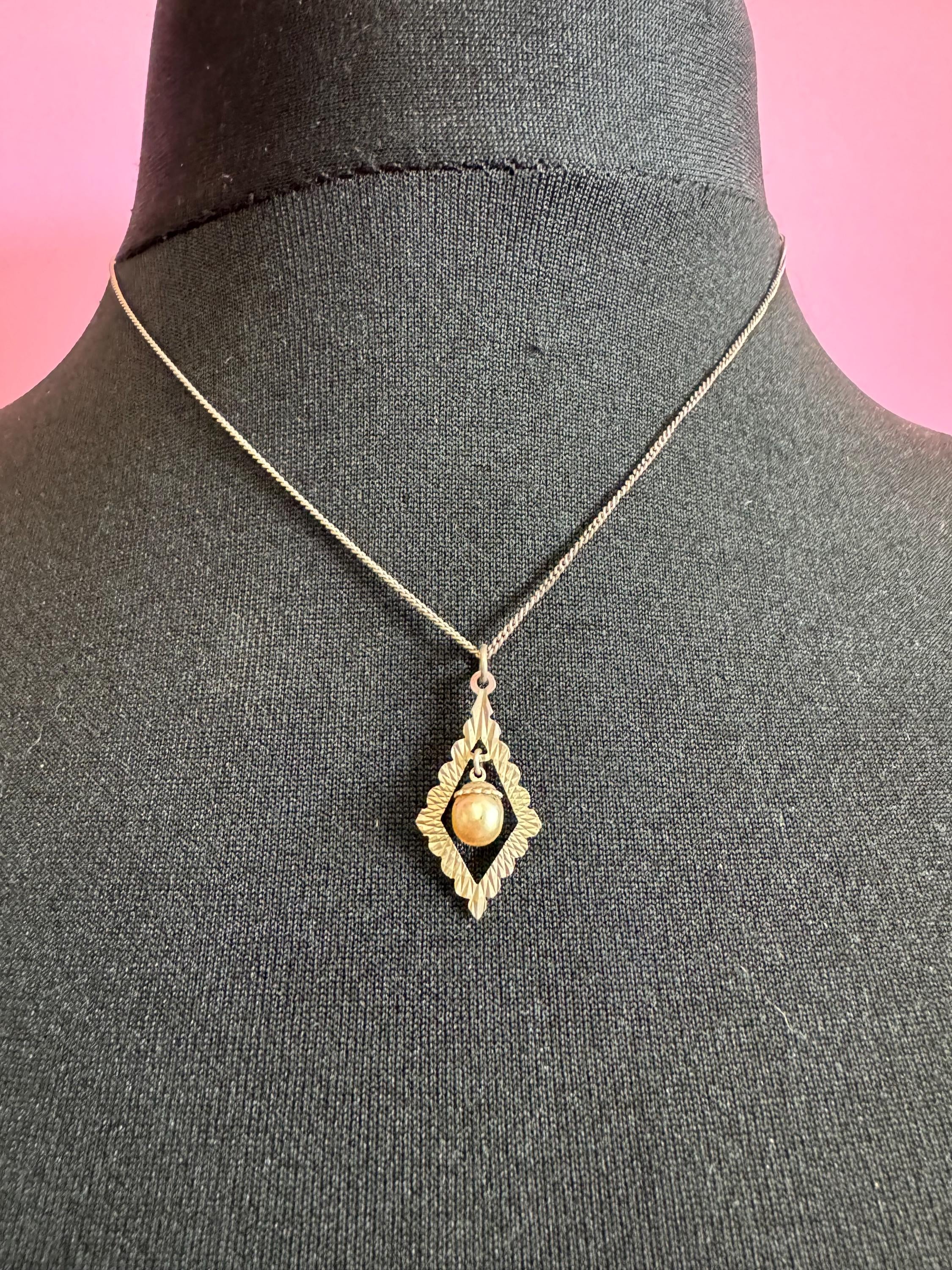 Dainty 925 sterling silver abstract bark ball pendant brutalist modernist chain necklace 44cm 3 grams 925