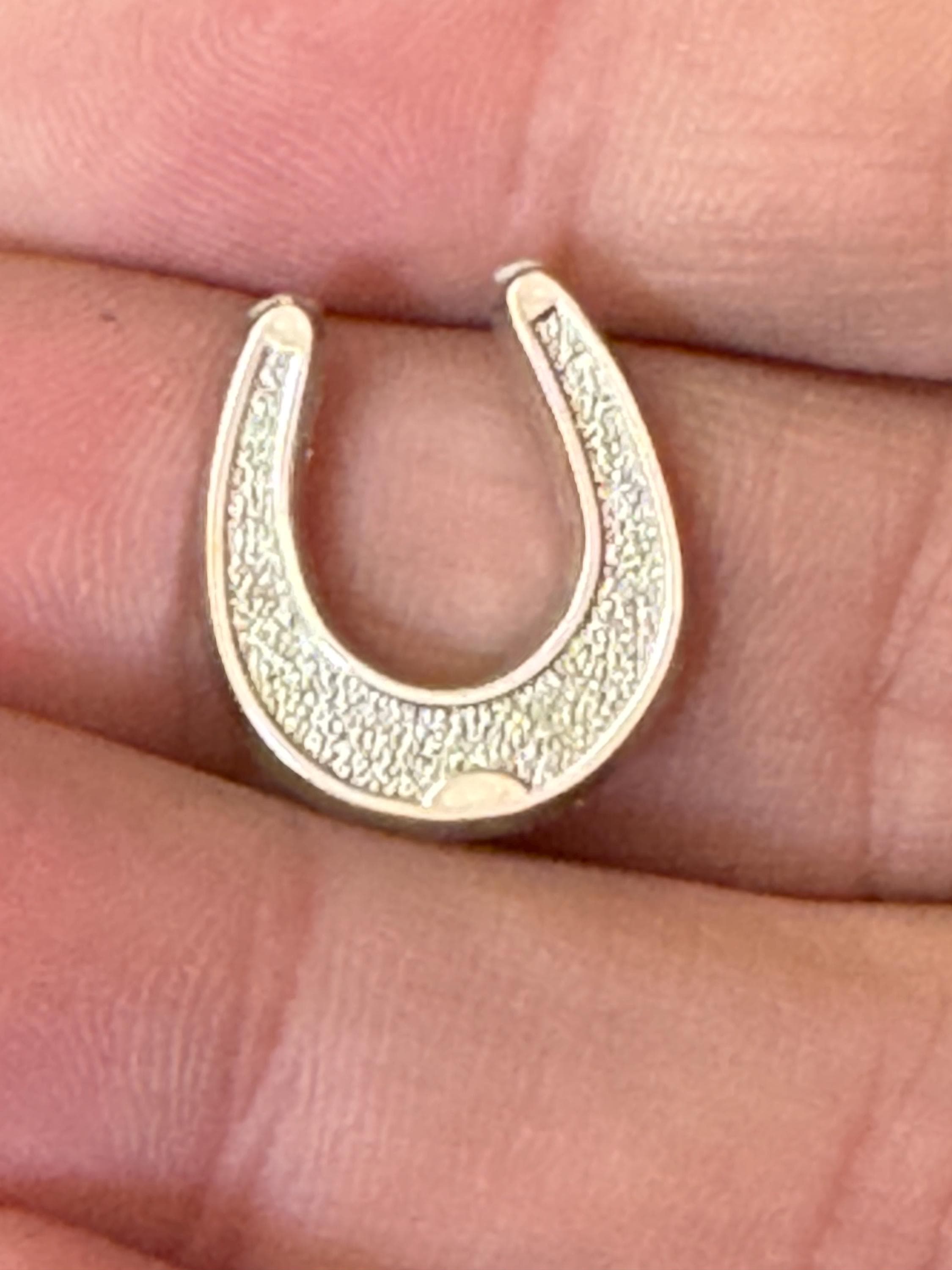 Small horseshoe Wedding Cake topper decoration Vintage silver plastic 1.5cm