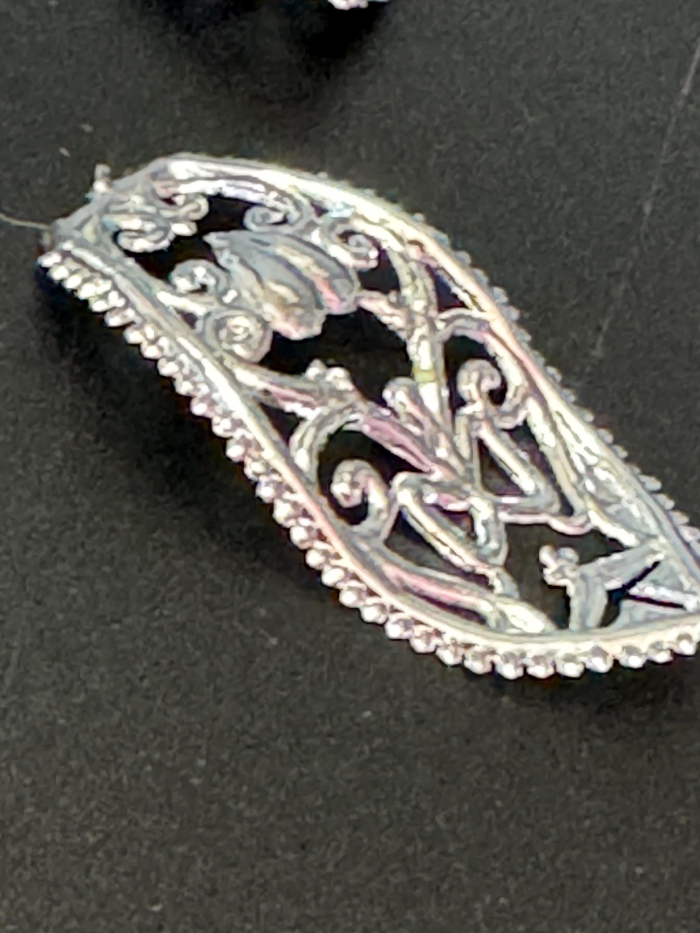 Set of 4 Vintage wedding cake decorations toppers for corners silver reusable plastic