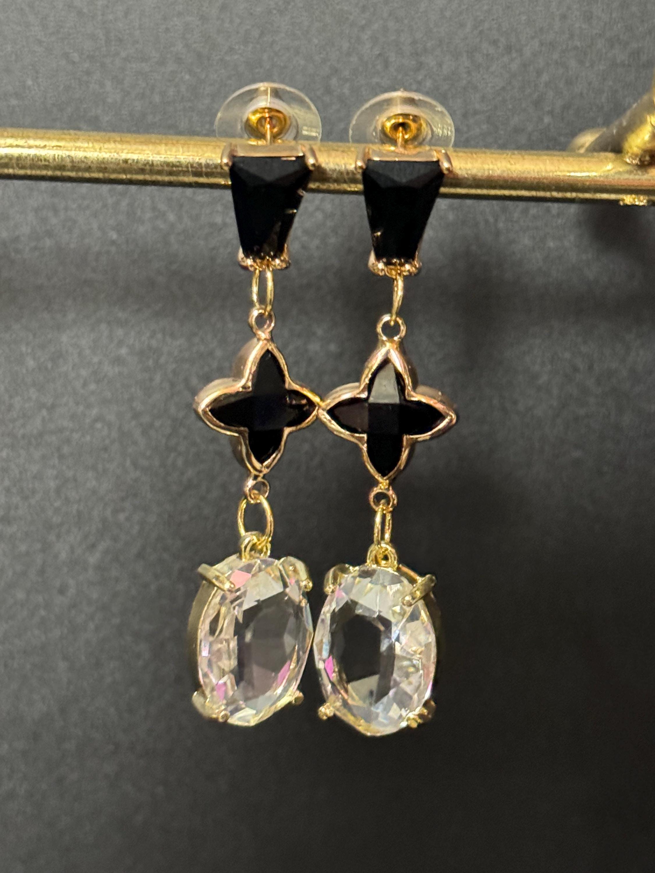 18k Gold plated clear and black crystal clover teardrop earrings