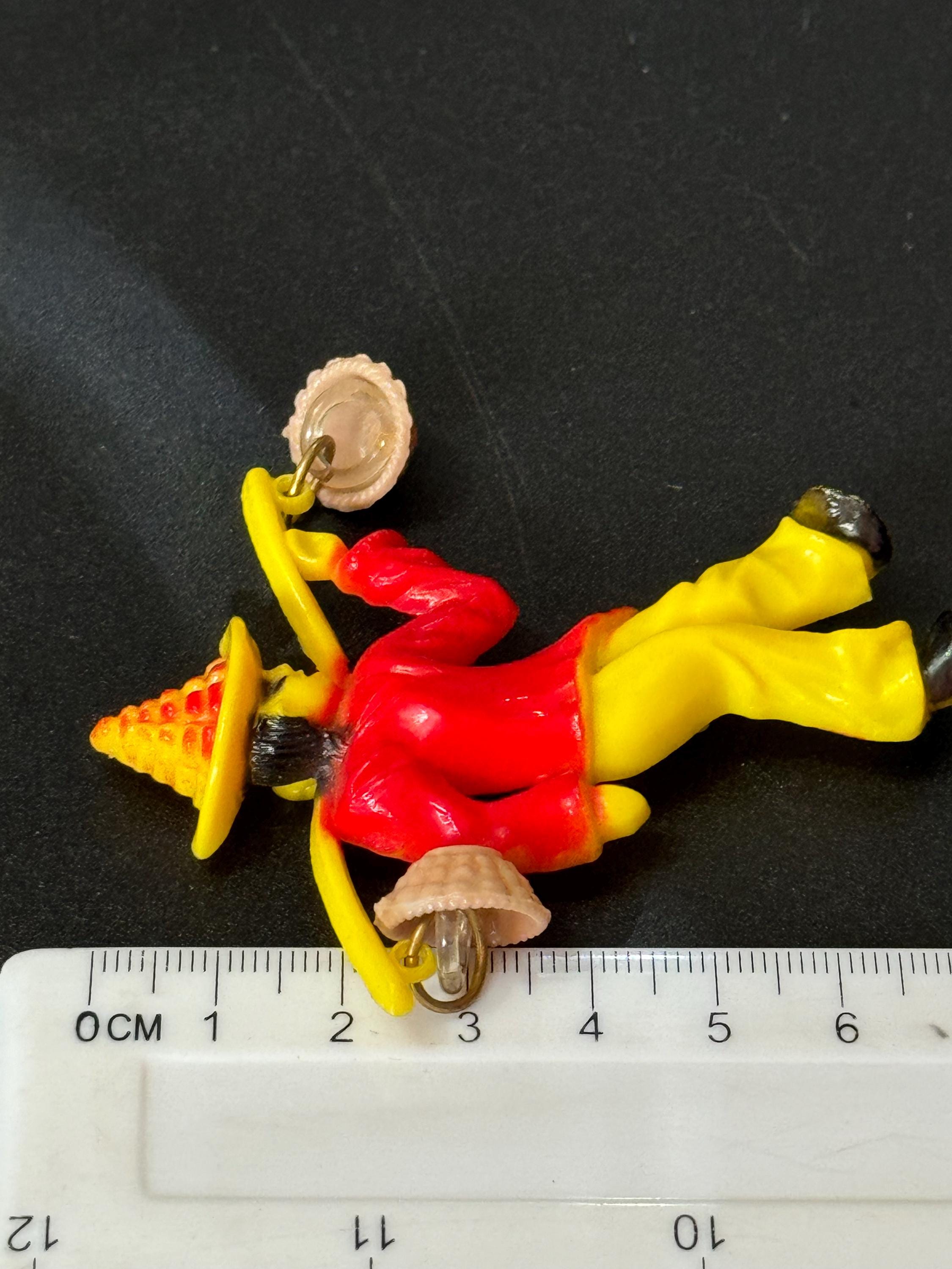 Oversized Vintage Red yellow early plastic China man Chinese baskets 8cm brooch 1960s