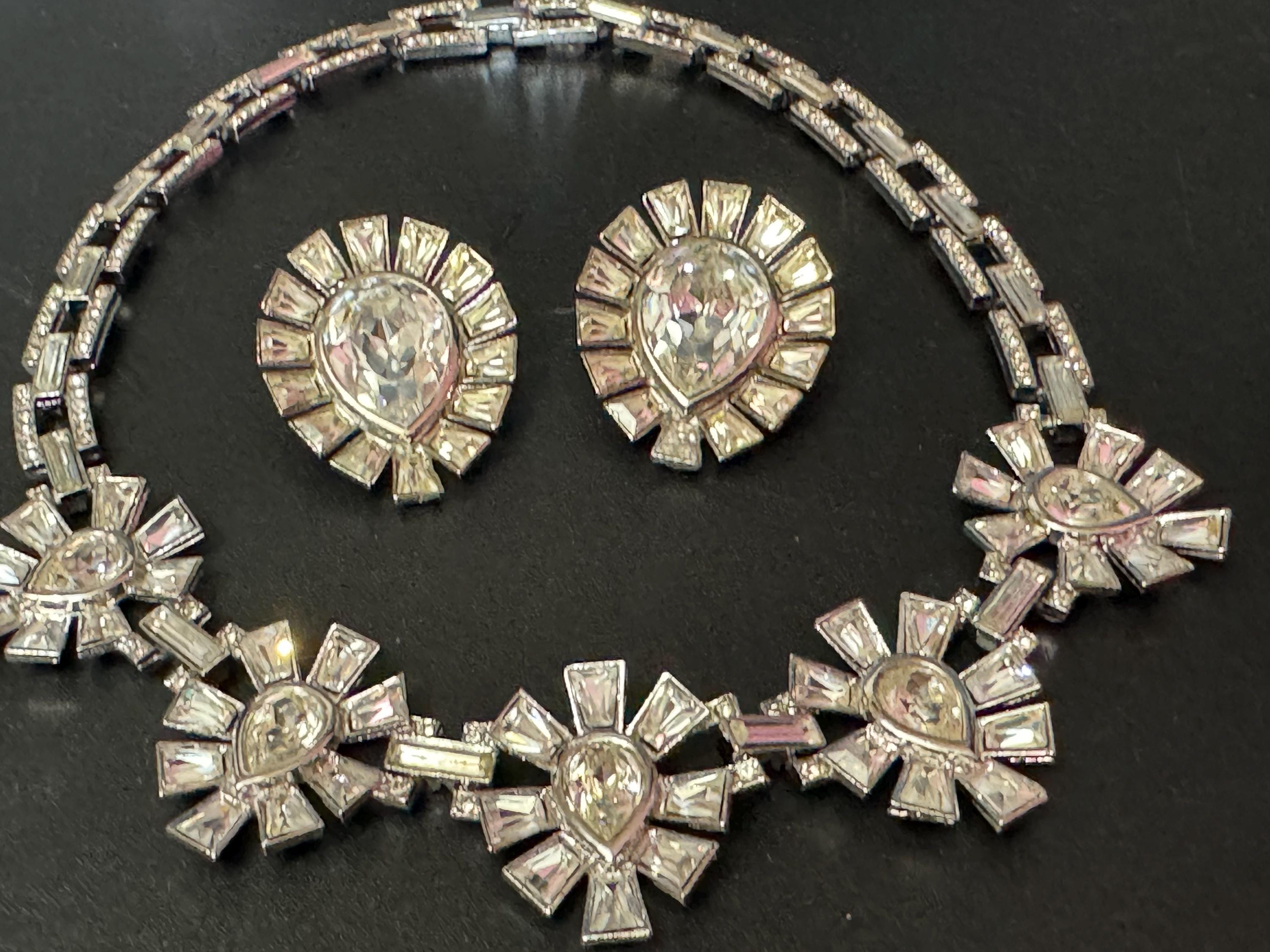 vintage clear Diamanté silver tone crystal rhinestone cocktail necklace and matching oversized clip on earrings jewellery set