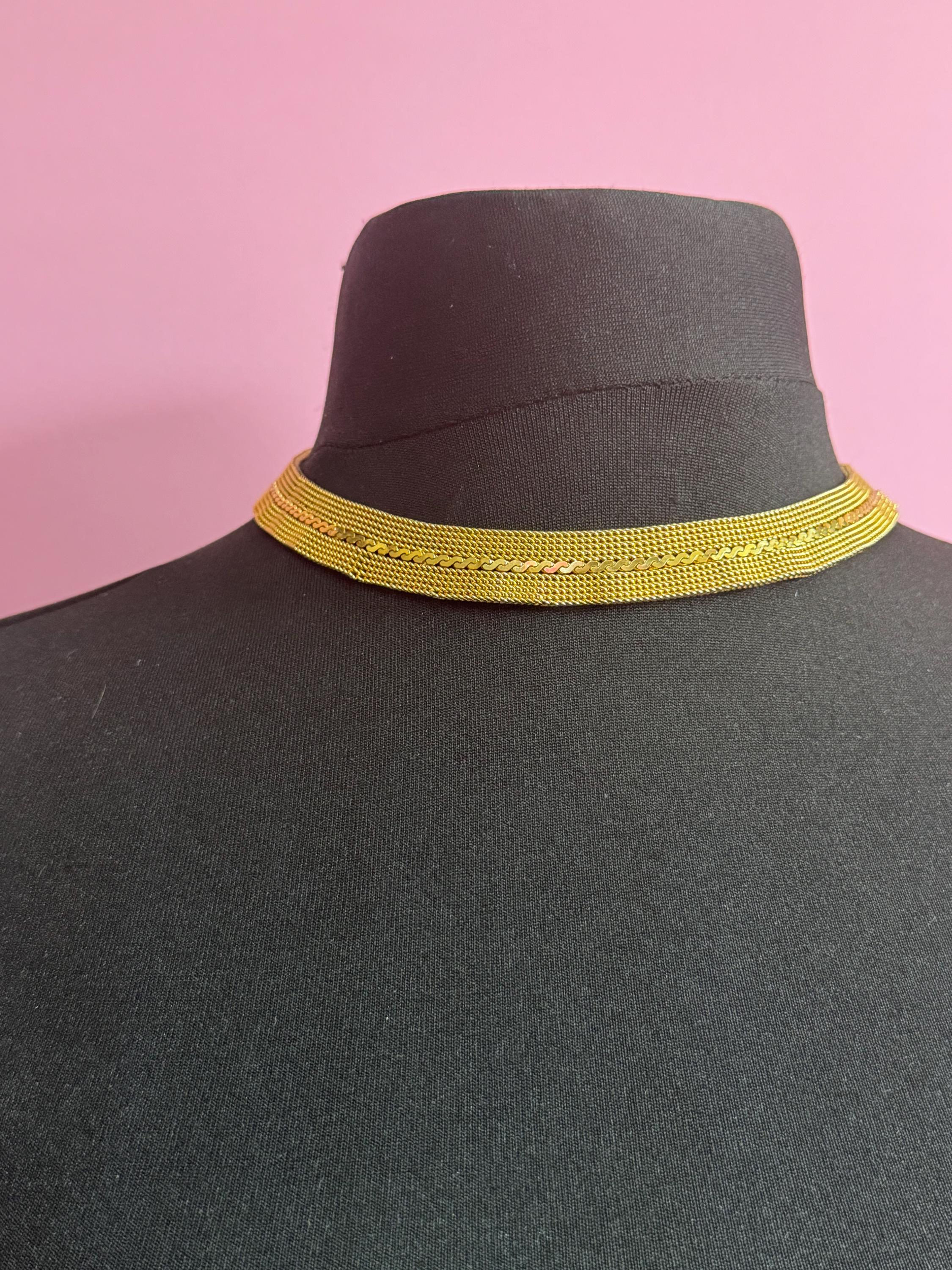 vintage modernist mesh gold choker necklace Vintage 1960s Gold plated serpentine detail