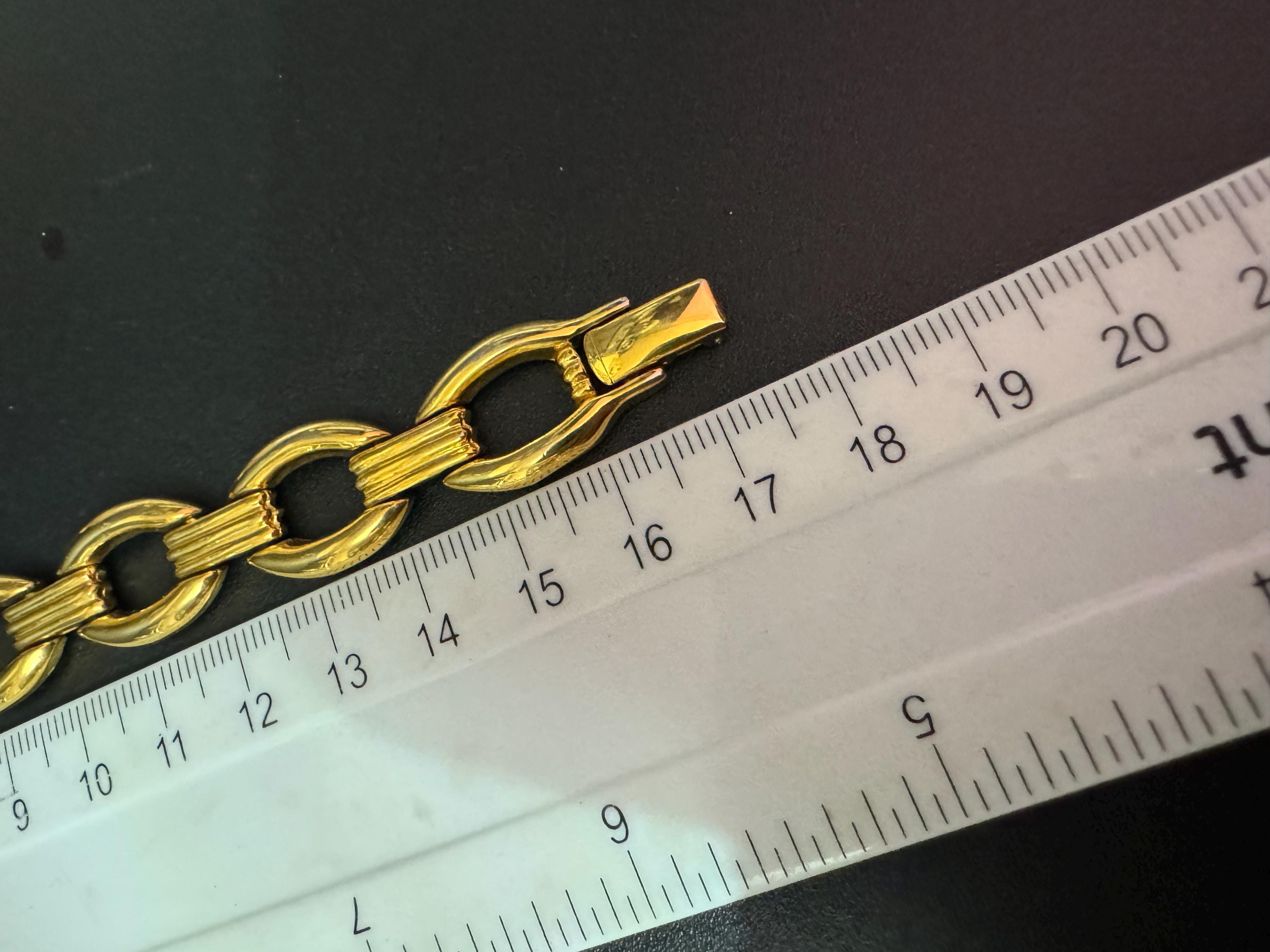 vintage gold tone chunky wide chain link necklace and bracelet jewellery set