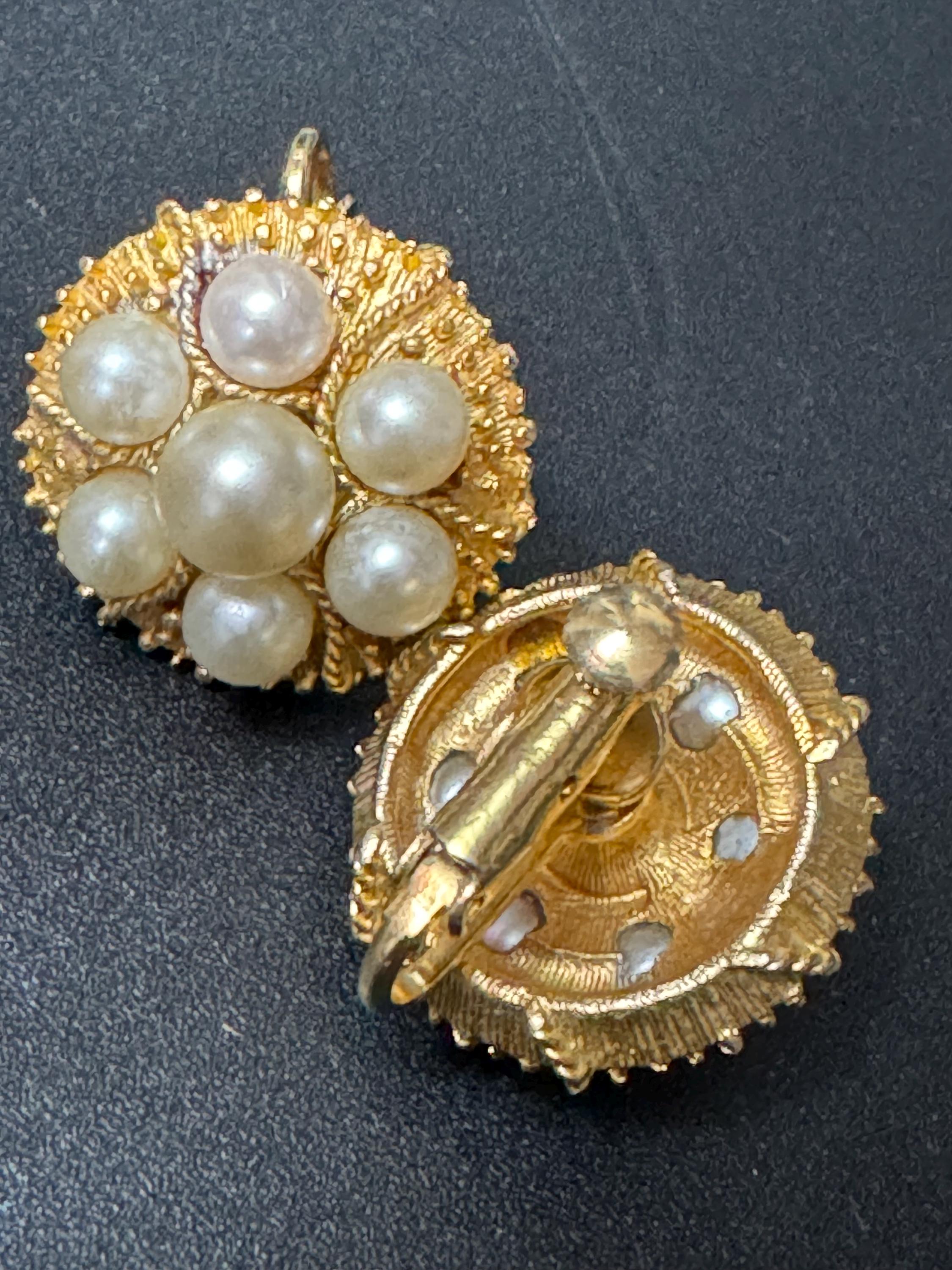 Signed high end vintage faux cream pearl gold tone round clip on Stud earrings