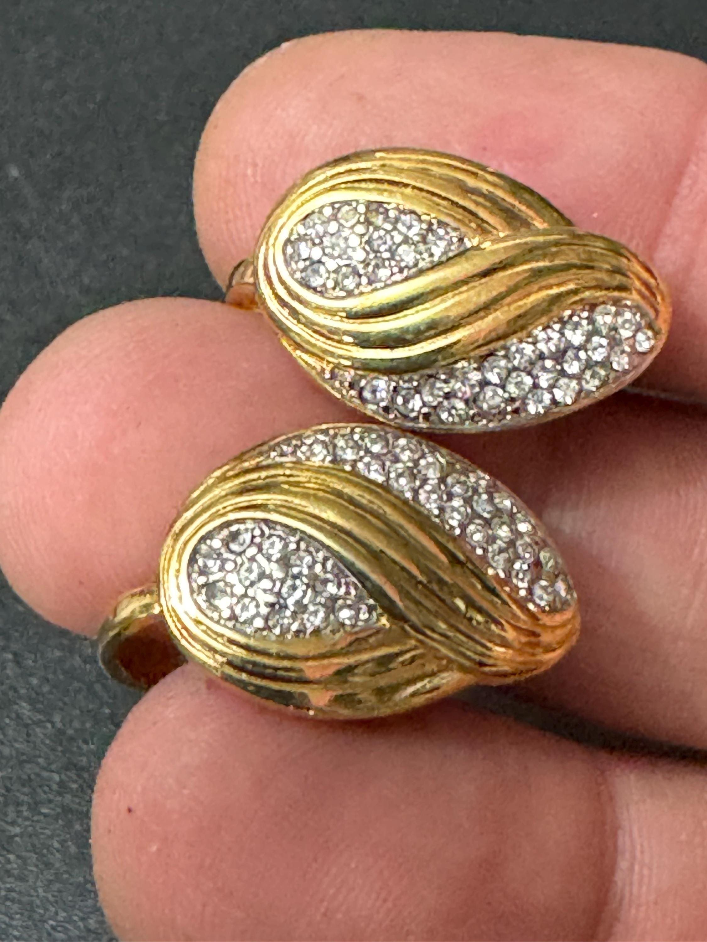 Signed BG Bergdorf Goodman Vintage clear diamanté clip on earrings high end designer