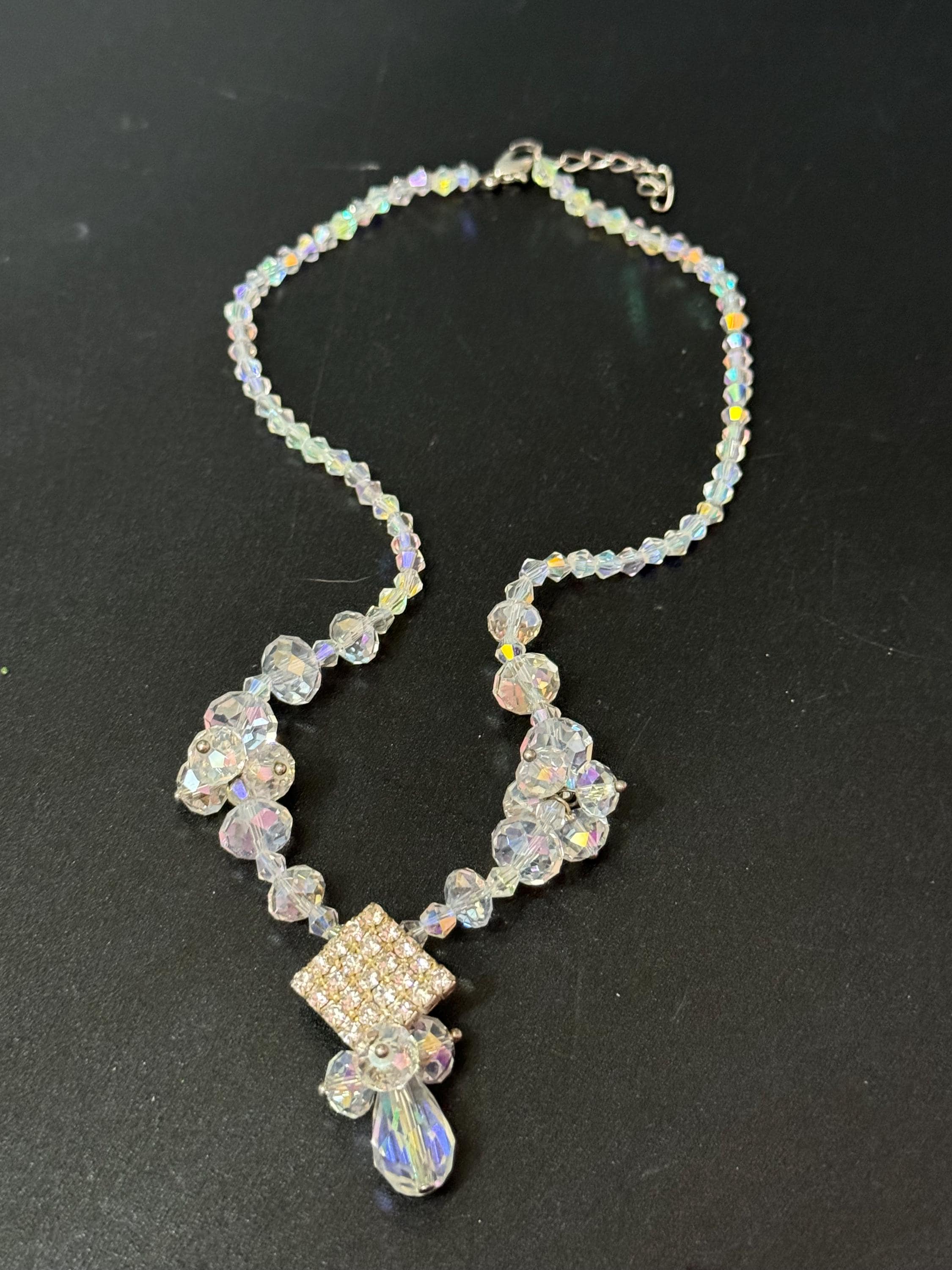 Retro faceted glass single strand bicone beaded clear diamanté crystal drop necklace
