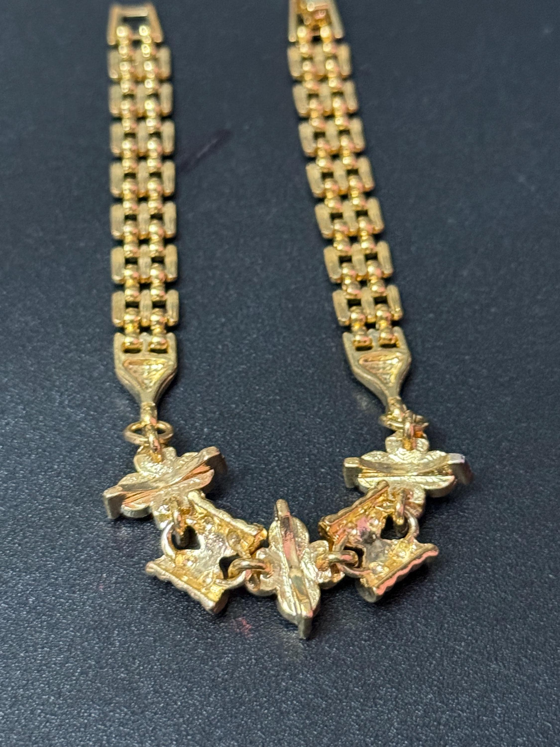 Vintage 1980s gold tone crystal diamanté panther chain link gold bracelet 18.5cm long
