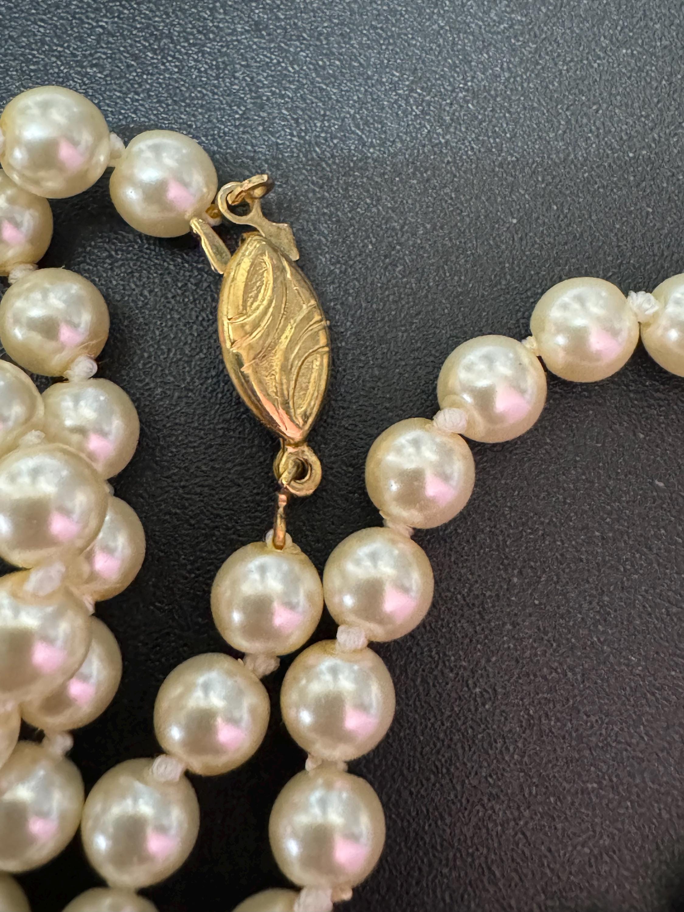 Vintage cream knotted glass pearl necklace gold tone clasp 46cm 6mm beads