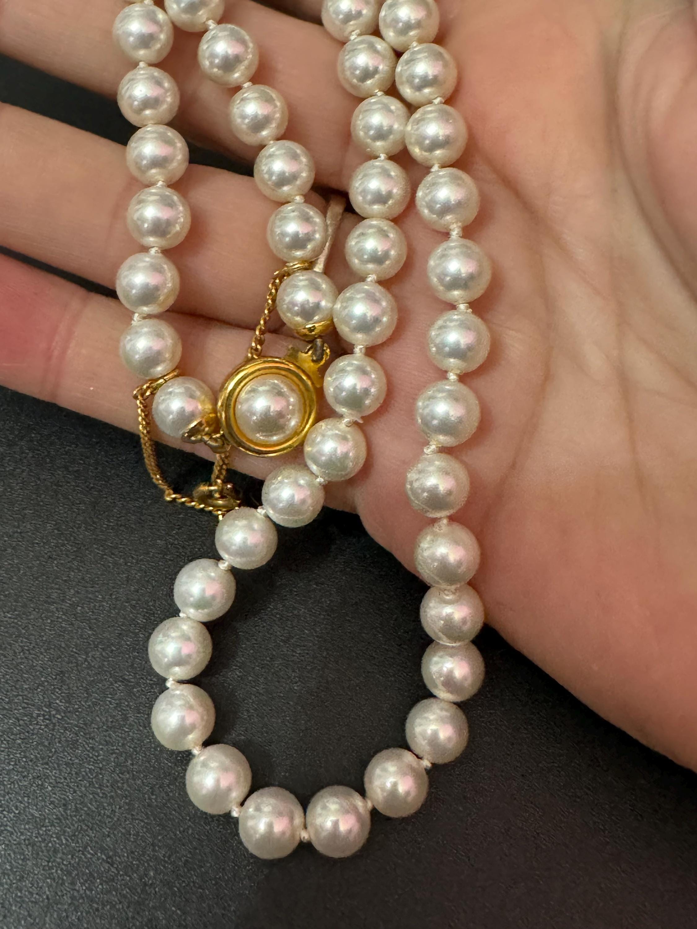 vintage white knotted glass pearl necklace modernist gold tone safety chain clasp 46cm 8mm beads