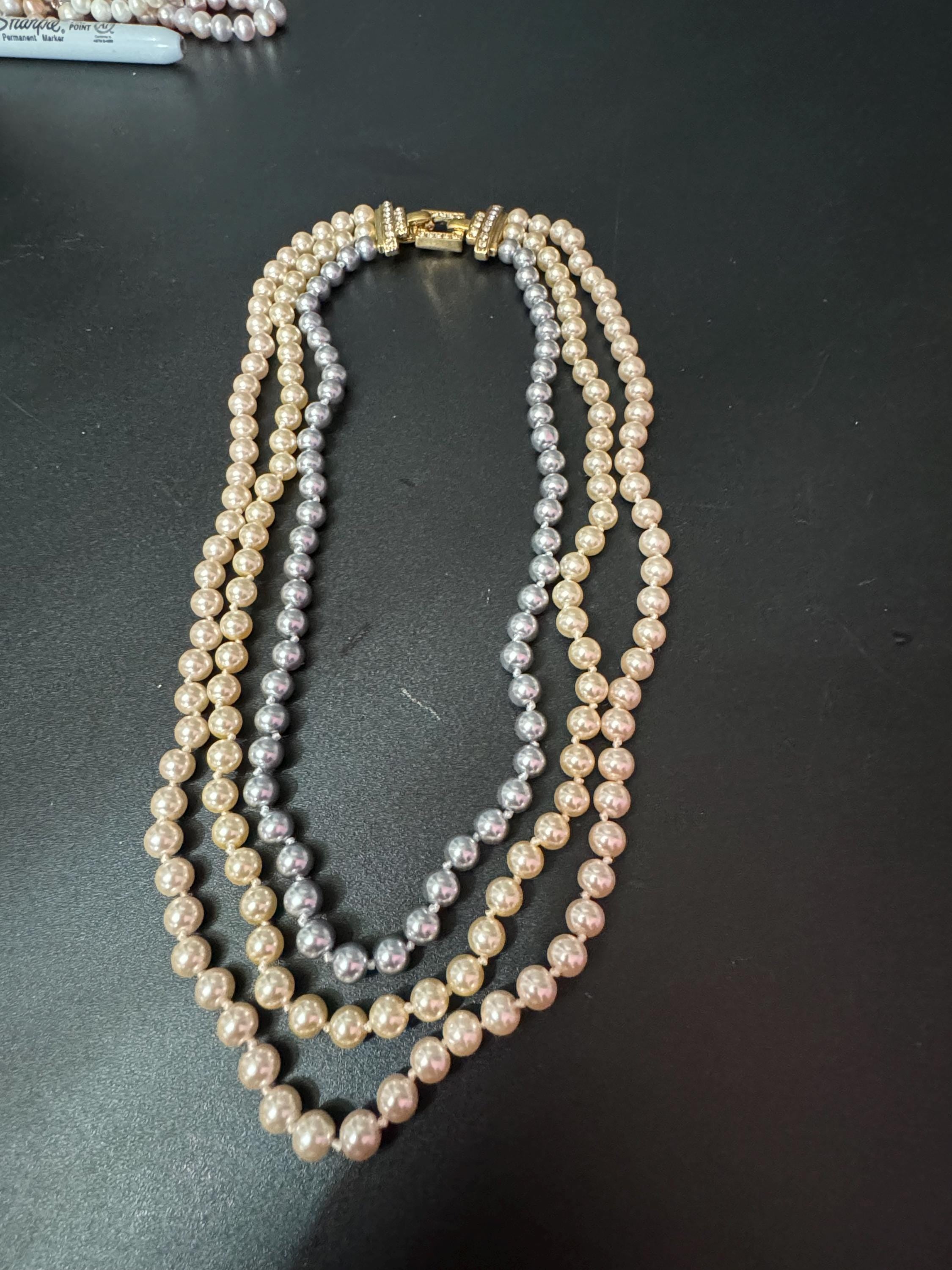 Retro Cream & Grey Knotted Glass Pearl Necklace: Gold Diamanté Clasp, 45cm