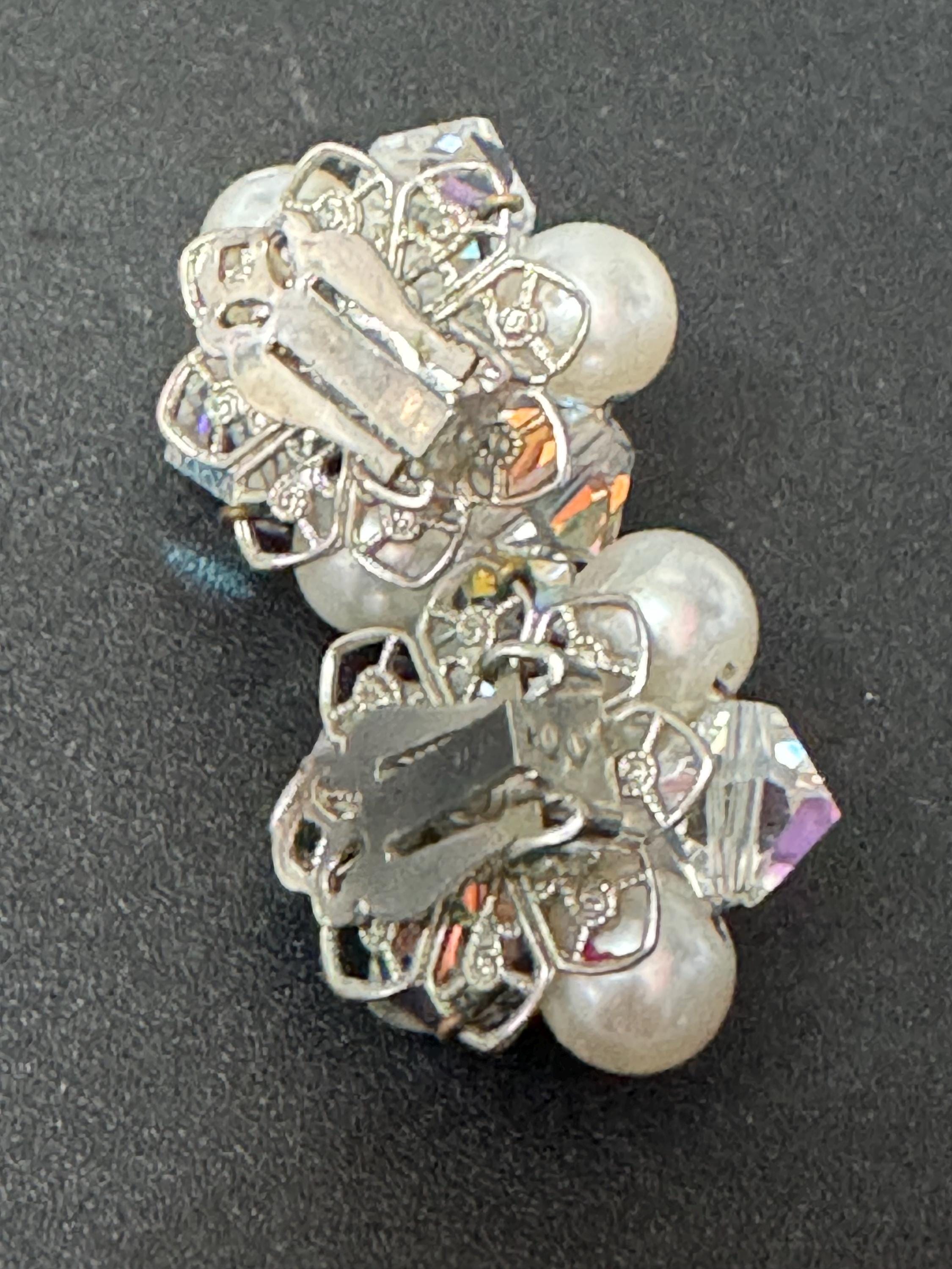 Small Vintage 1950s rainbow AB glass faux Pearl beaded Cluster Clip On Earrings