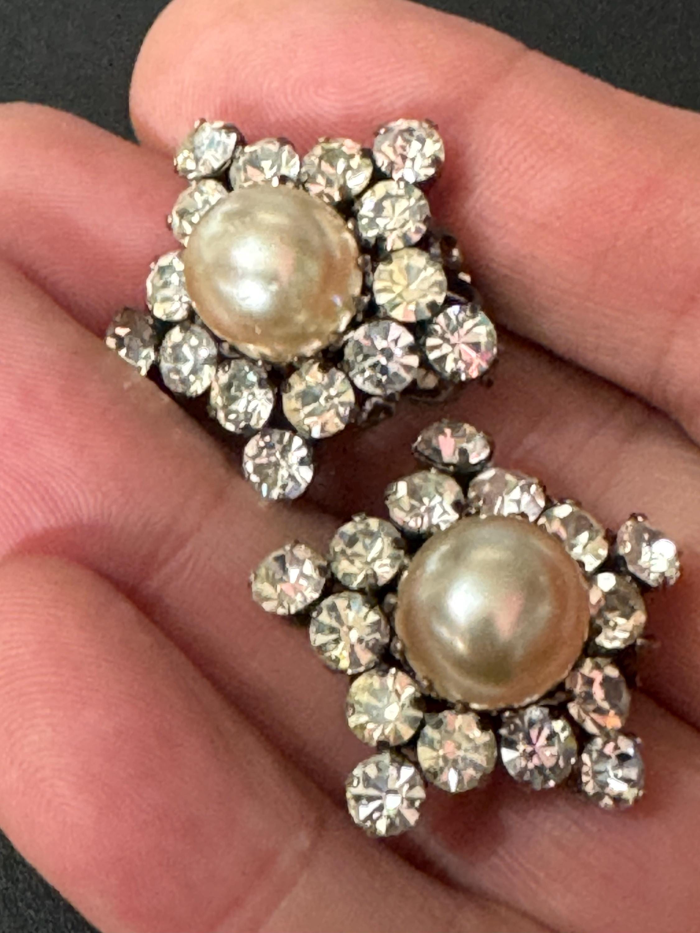 Faux pearl and clear diamanté paste Silver Tone Vintage Clip On Earrings