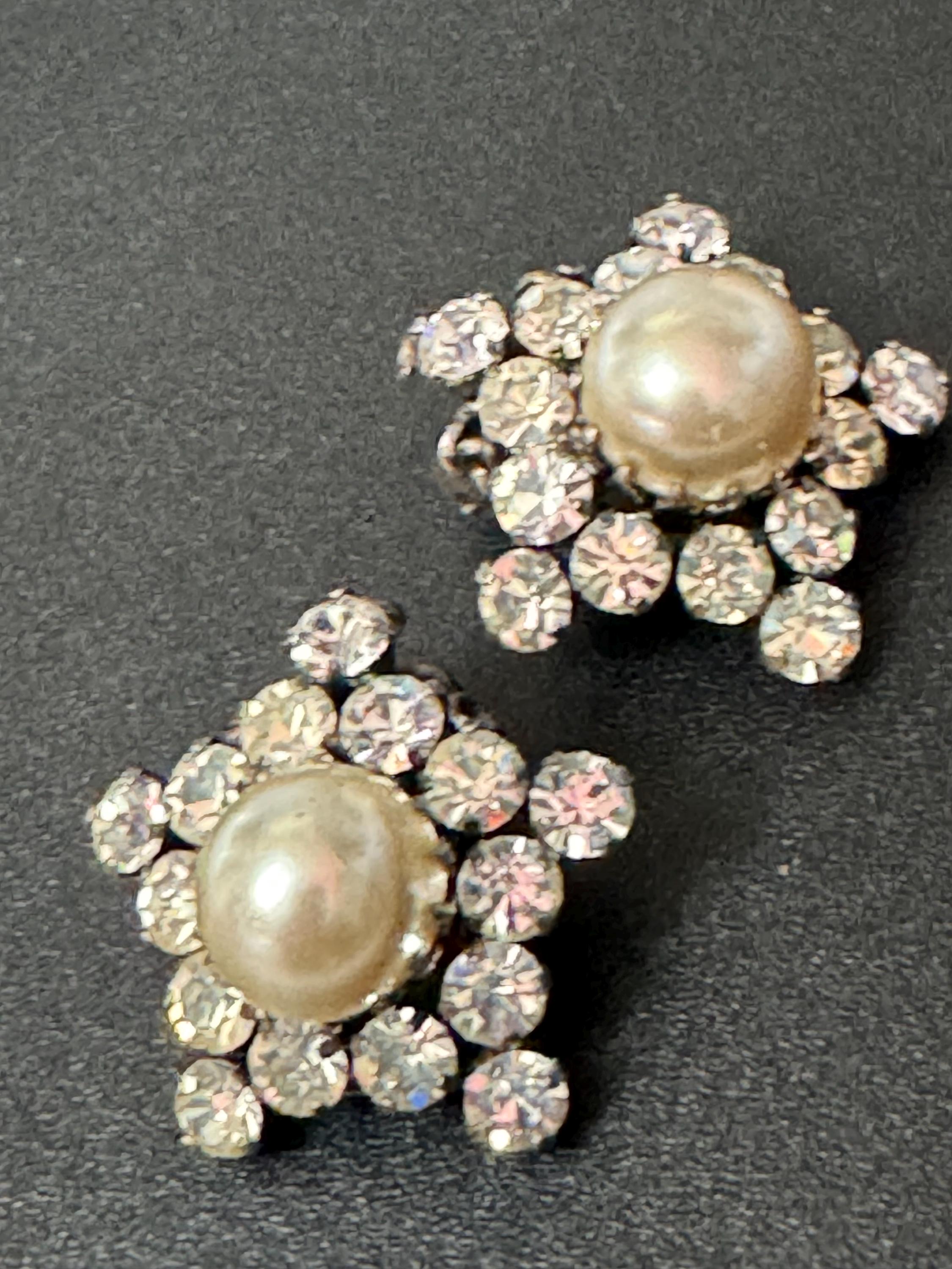 Faux pearl and clear diamanté paste Silver Tone Vintage Clip On Earrings
