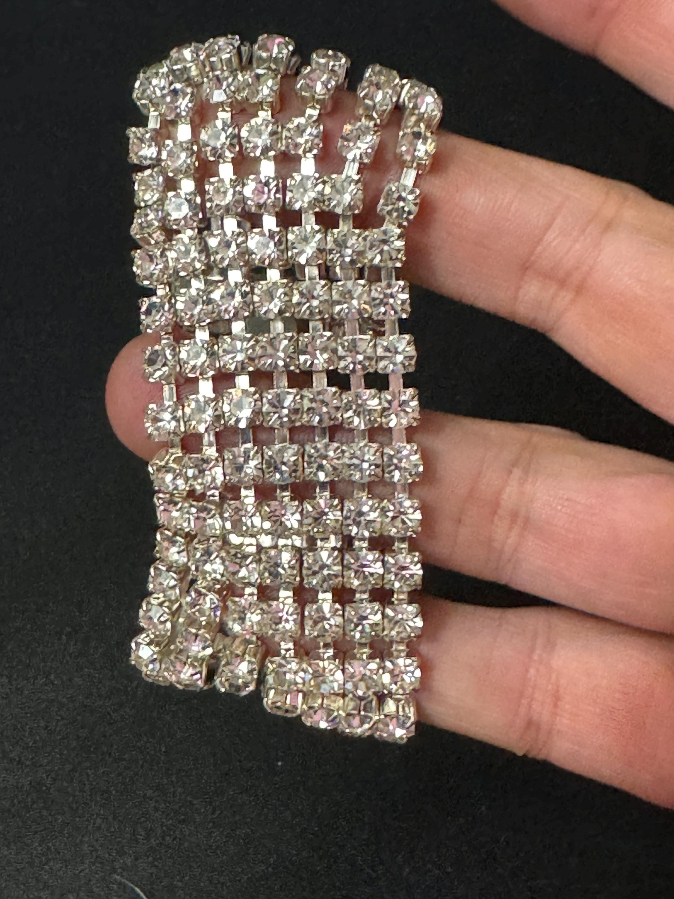 Retro wide clear Diamanté silver tone wide crystal set cocktail Bracelet