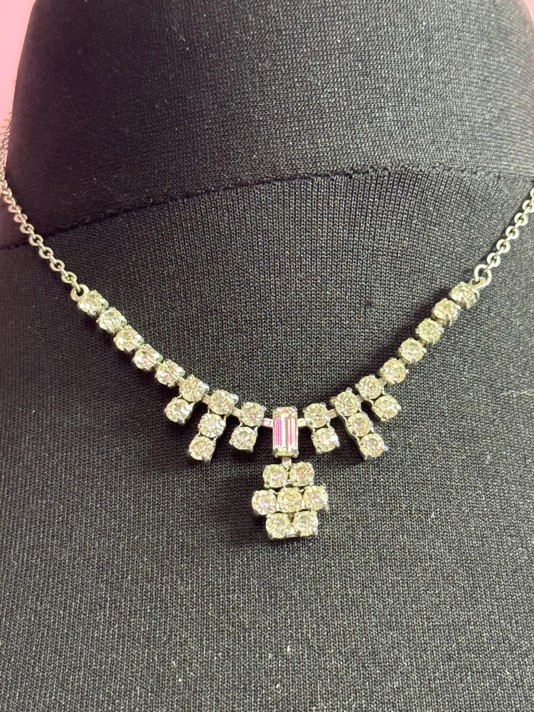 Vintage clear diamanté glass rhinestone crystal silver tone necklace 40cm