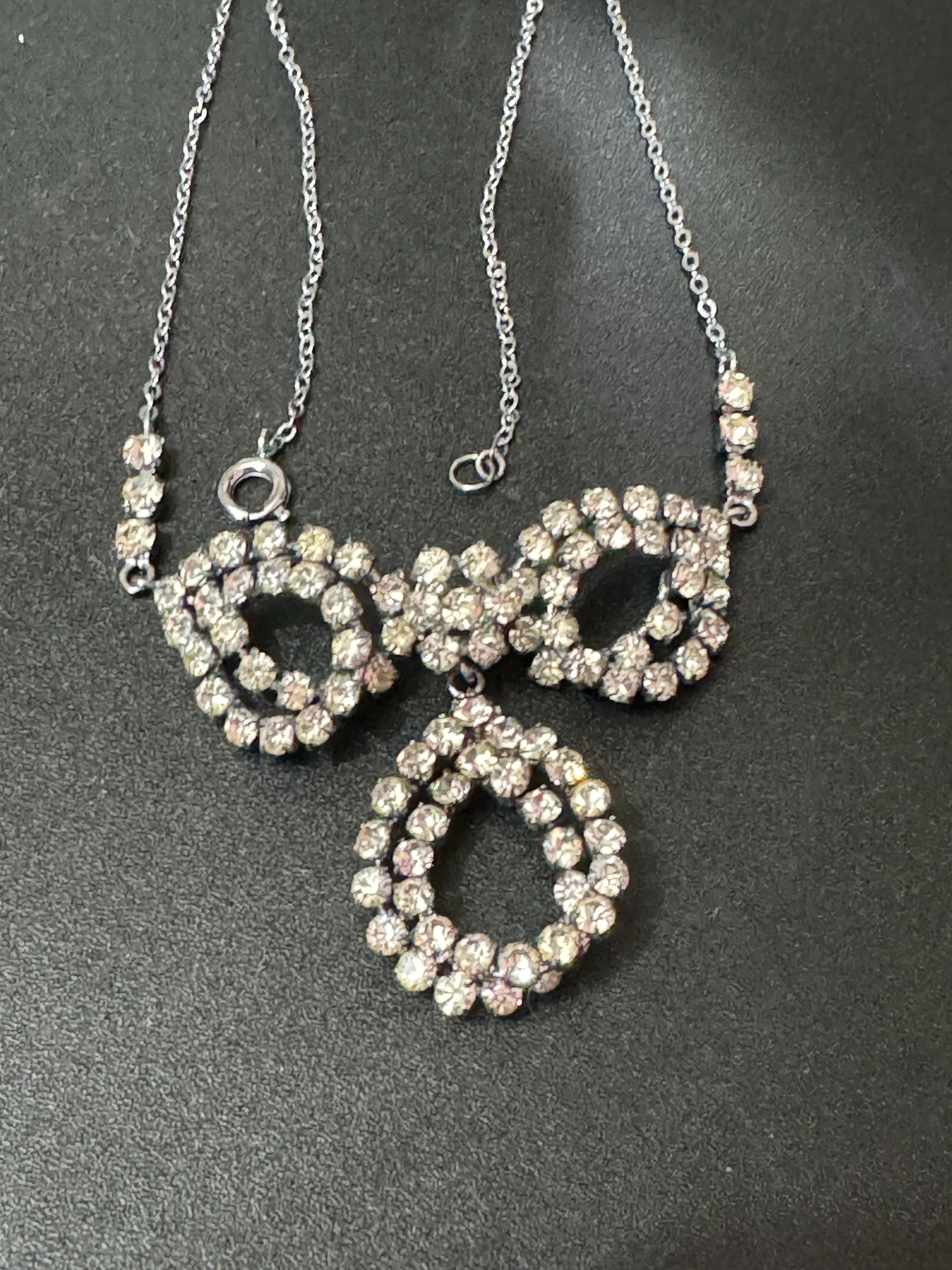 Vintage clear diamanté glass rhinestone crystal silver tone necklace 41cm