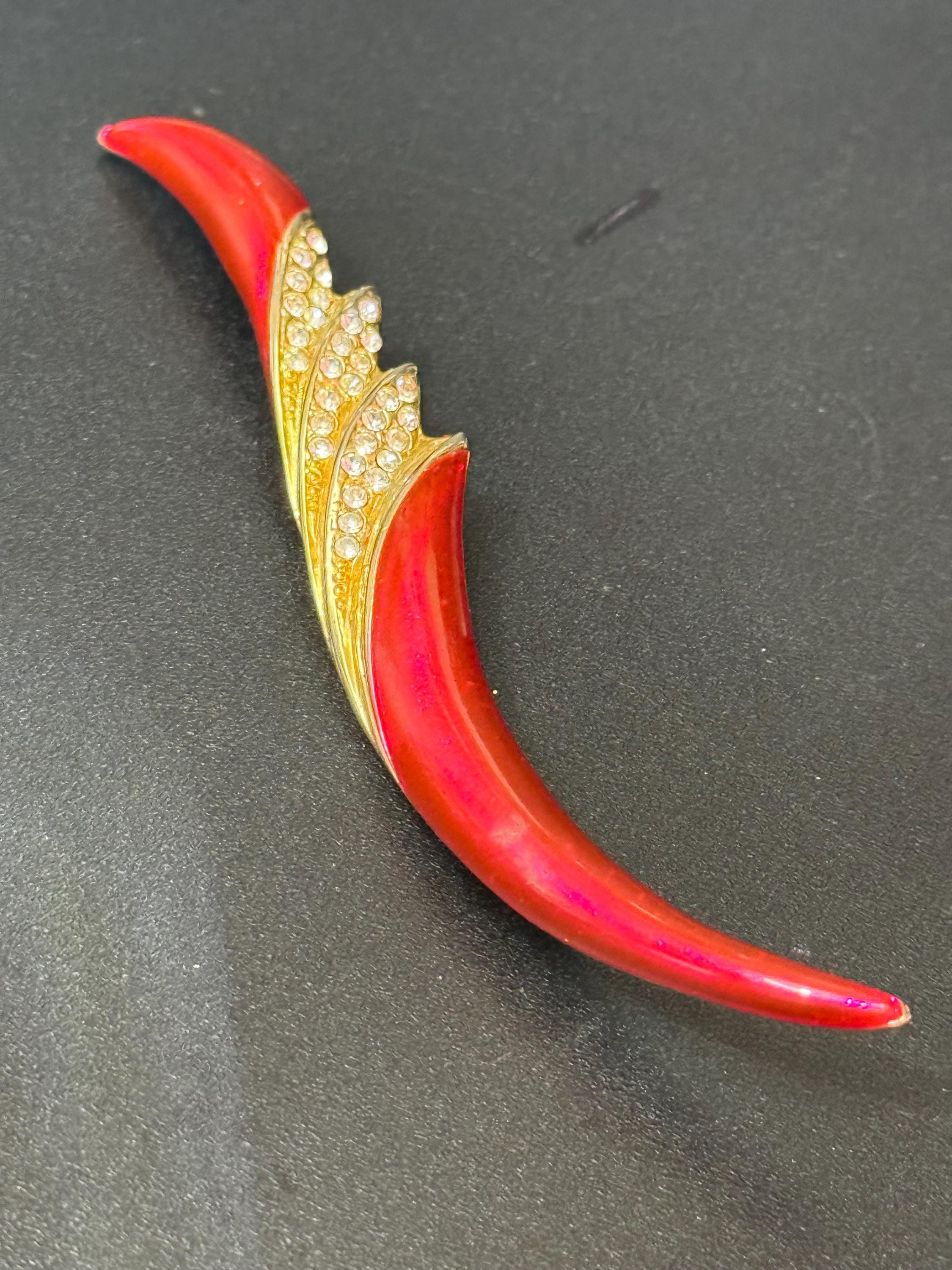 vintage raspberry red pink enamel long diamanté bar brooch 1980s 11cm