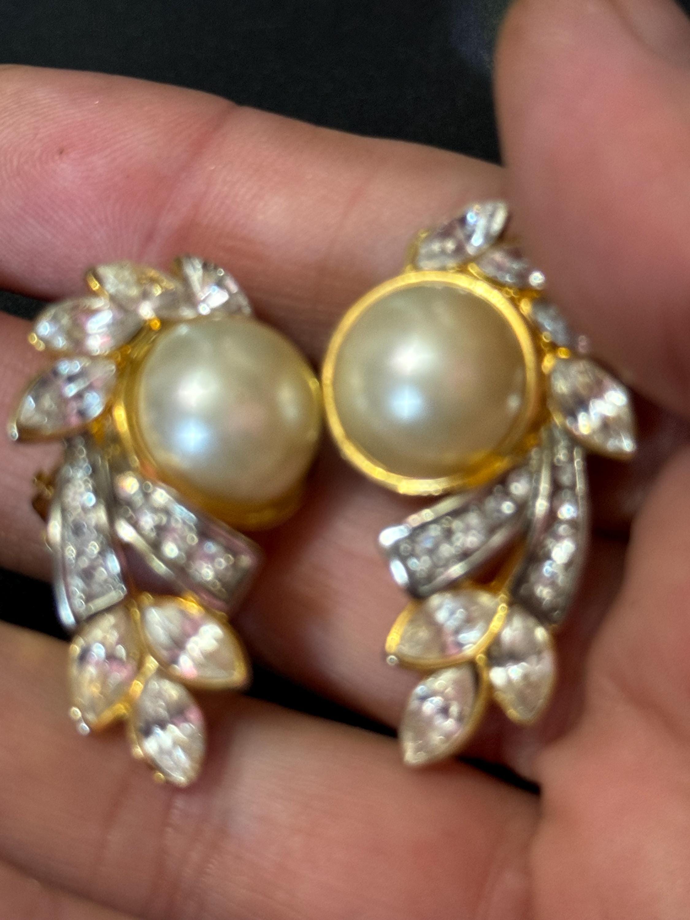Large diamante oversized faux Pearl cabochon gold tone clip on earrings vintage