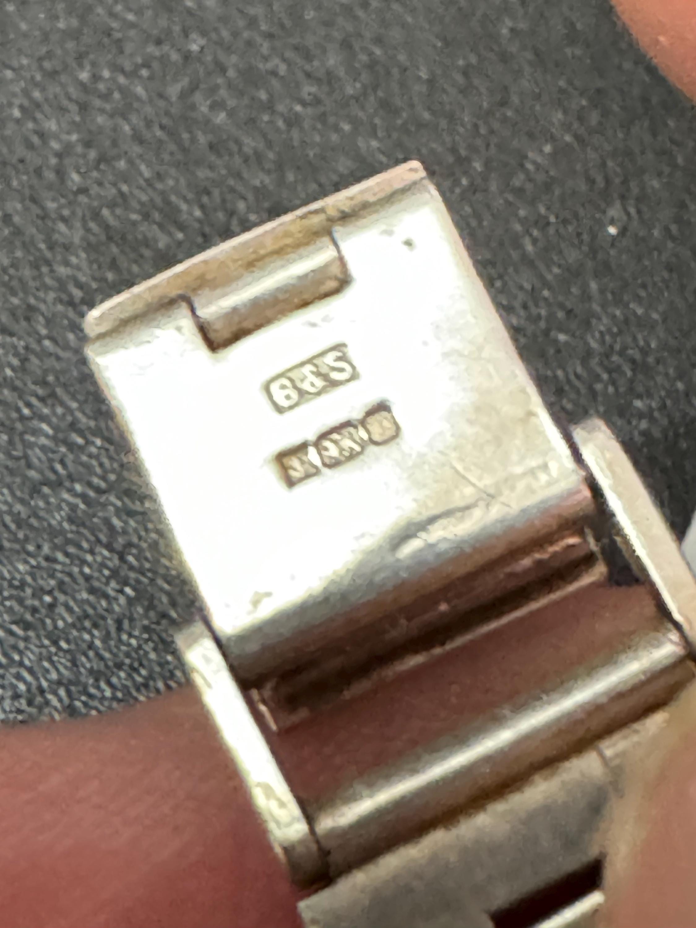 vintage 1978 (D) Birmingham hallmarked Sterling silver flat bark brick bracelet 18.5cm x 12mm 30 grams