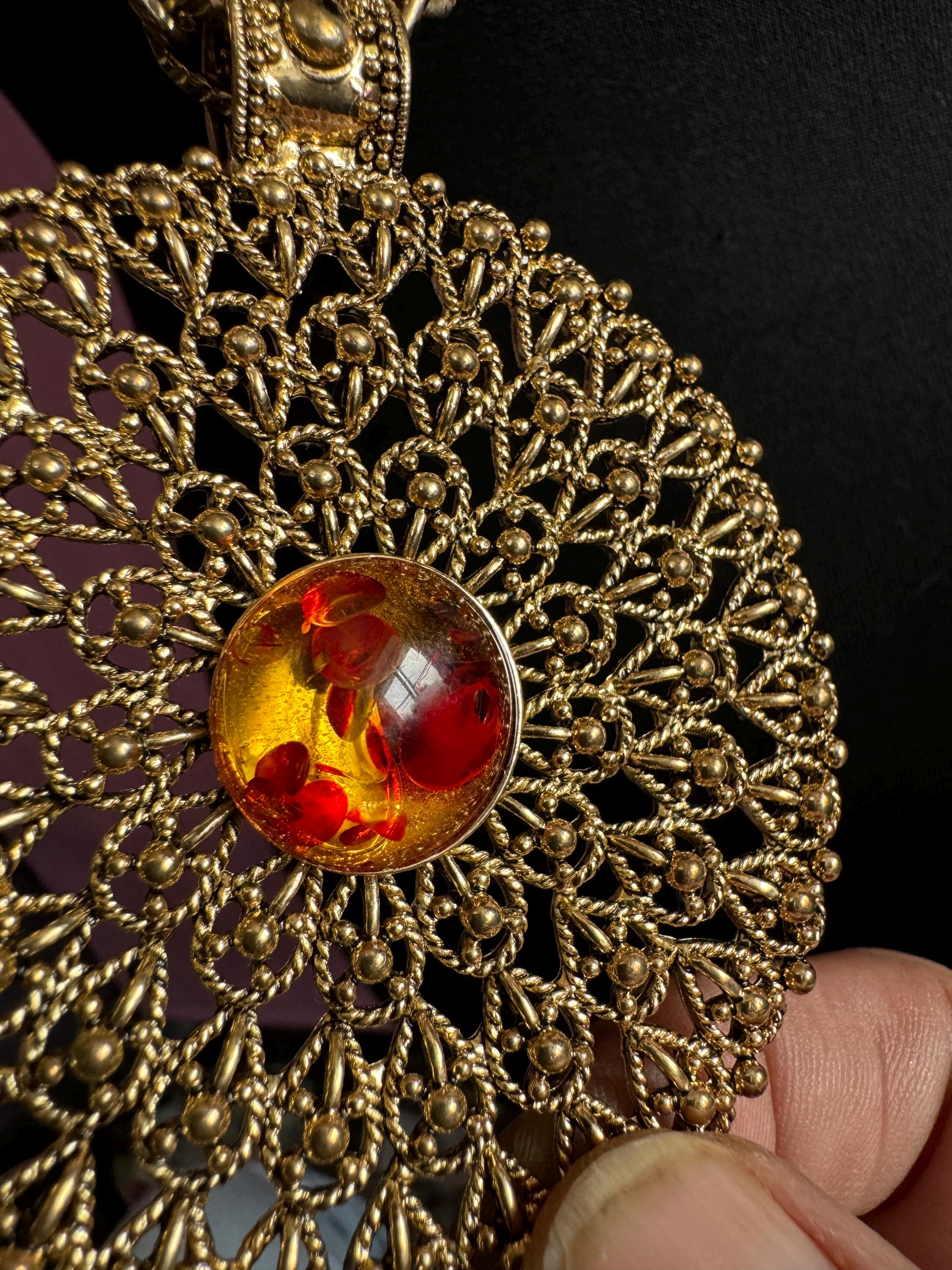 vintage signed vclm gold tone brutalist large round medallion pendant necklace on 100cm chain