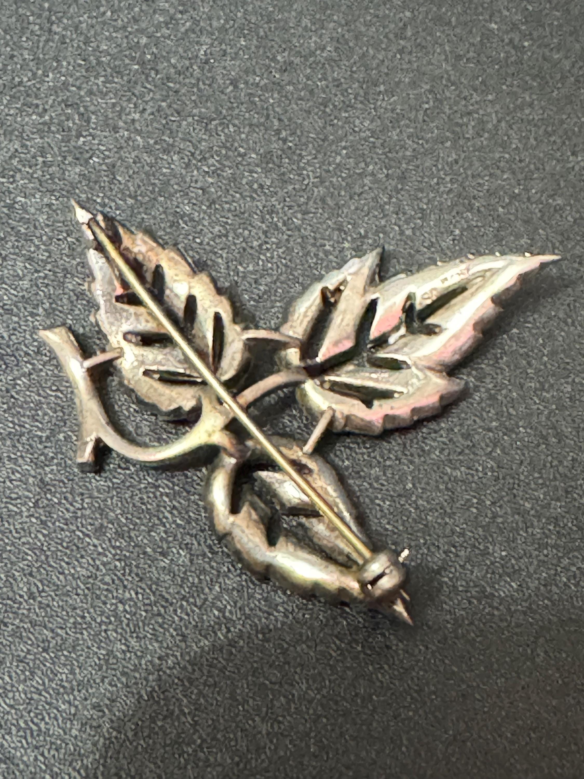 Uk Sterling 925 silver fine floral leaf brooch with clear diamanté 4.5cm