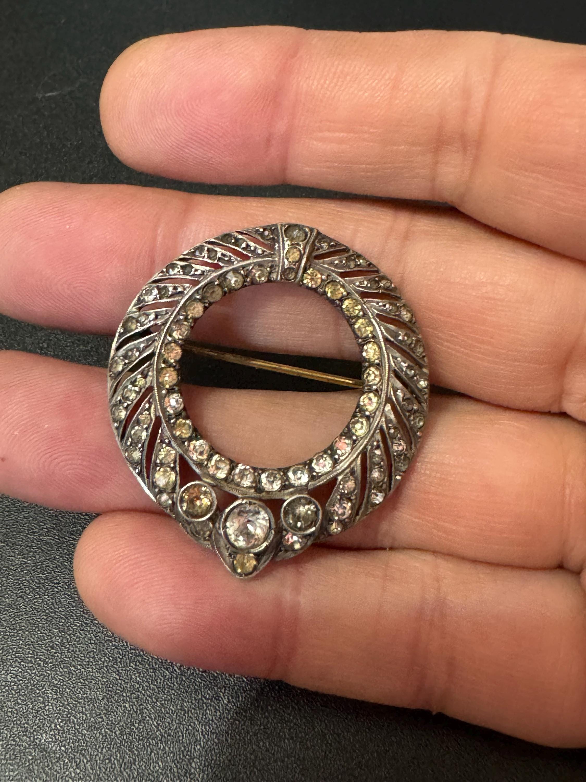 Sterling 925 silver floral wreath brooch with clear diamanté old paste stones 3.75cm