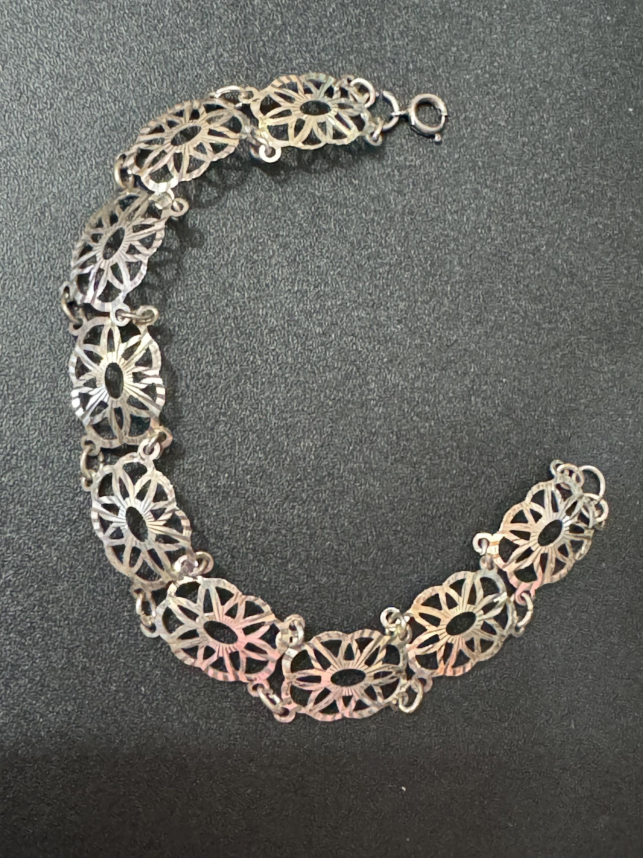 Vintage dainty 925 sterling silver cut out filigree panel link bracelet 17.5cm 4.9 grams