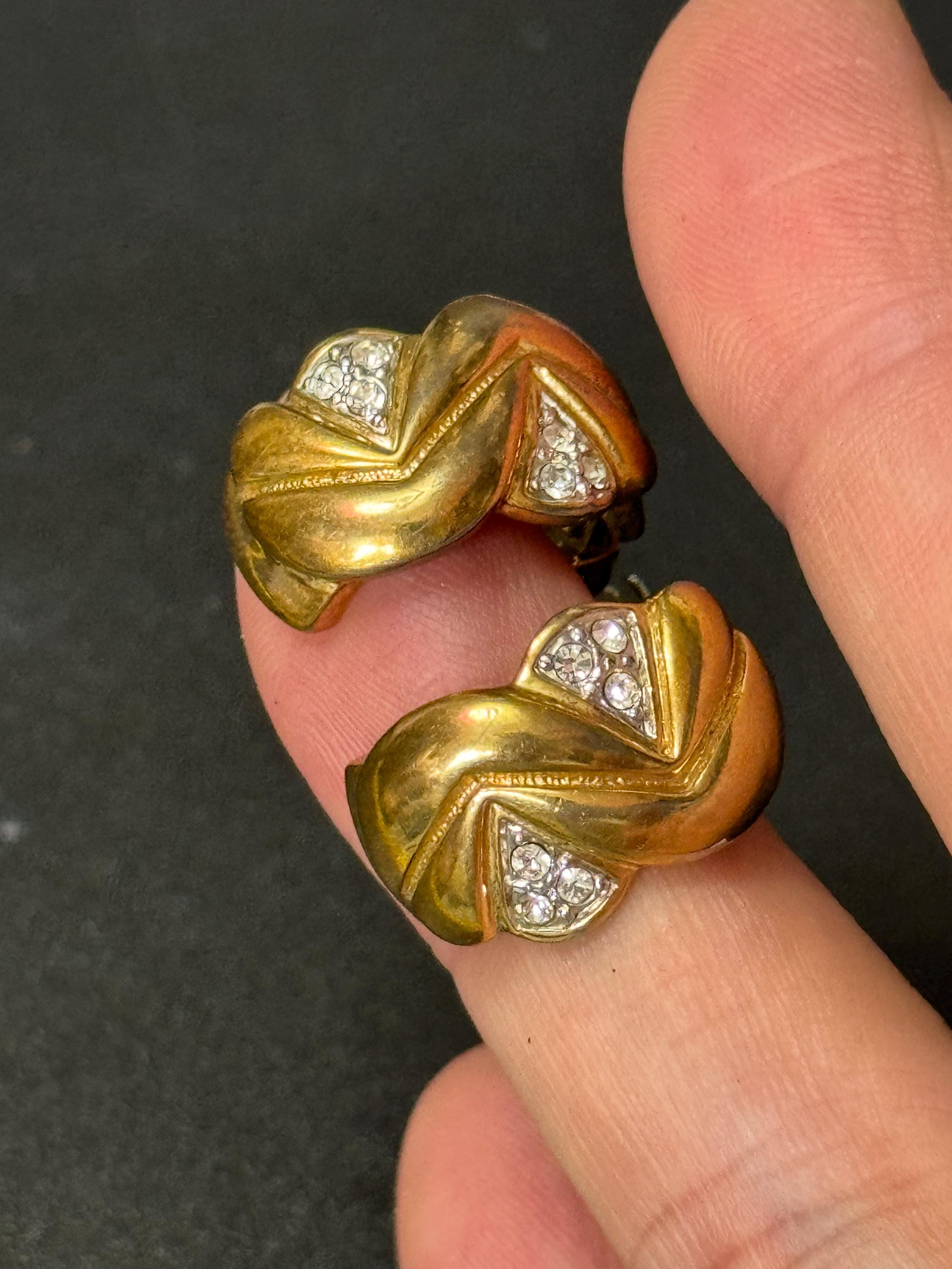 Signed BJ Beatrix Jewellery Vintage gold tone diamanté 2cm clip on earrings
