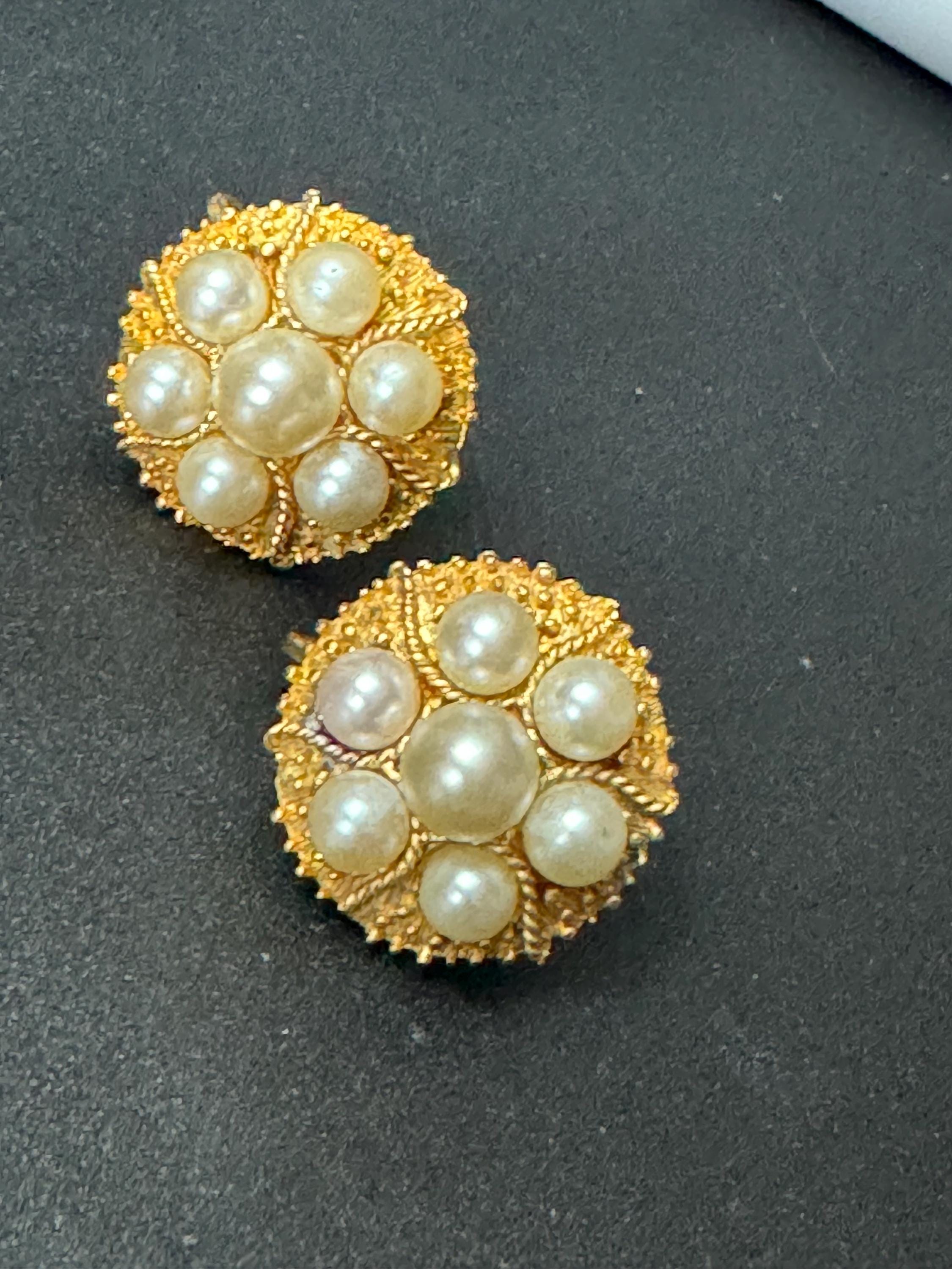 Signed high end vintage faux cream pearl gold tone round clip on Stud earrings