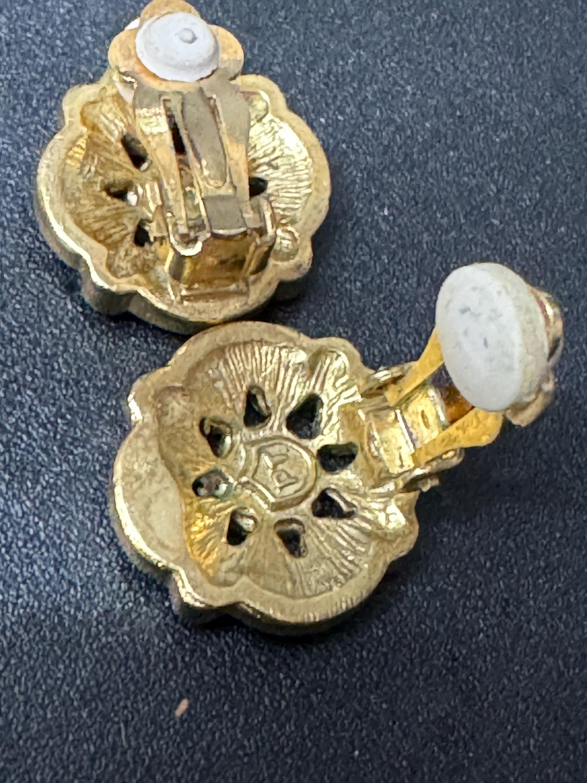 signed PT vintage gold tone seed pearl small Etruscan disc clip on stud earrings