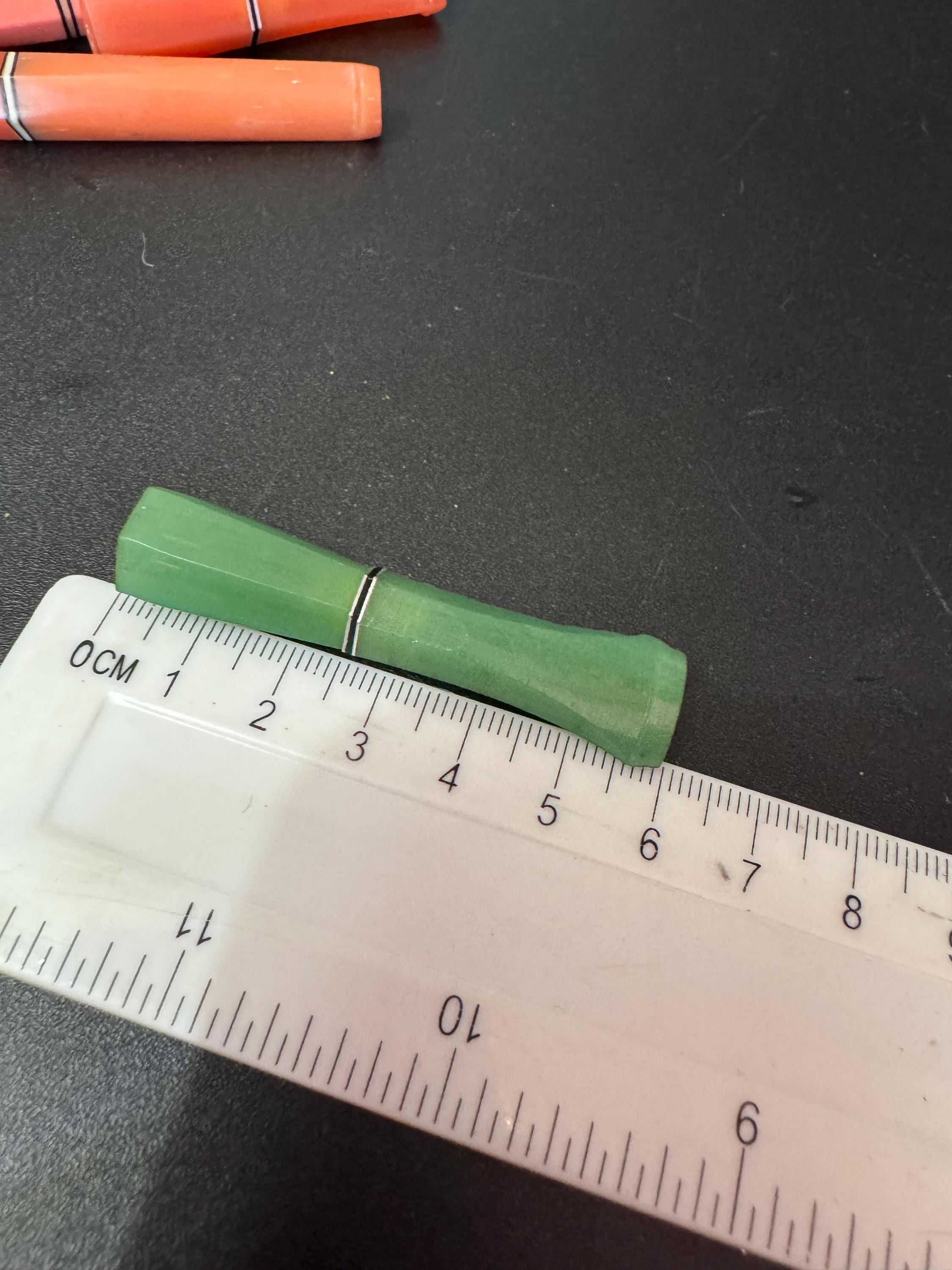 2.5” bright green banded Vintage 1920s Bakelite early plastic Cocktail Party Cigarette Holder
