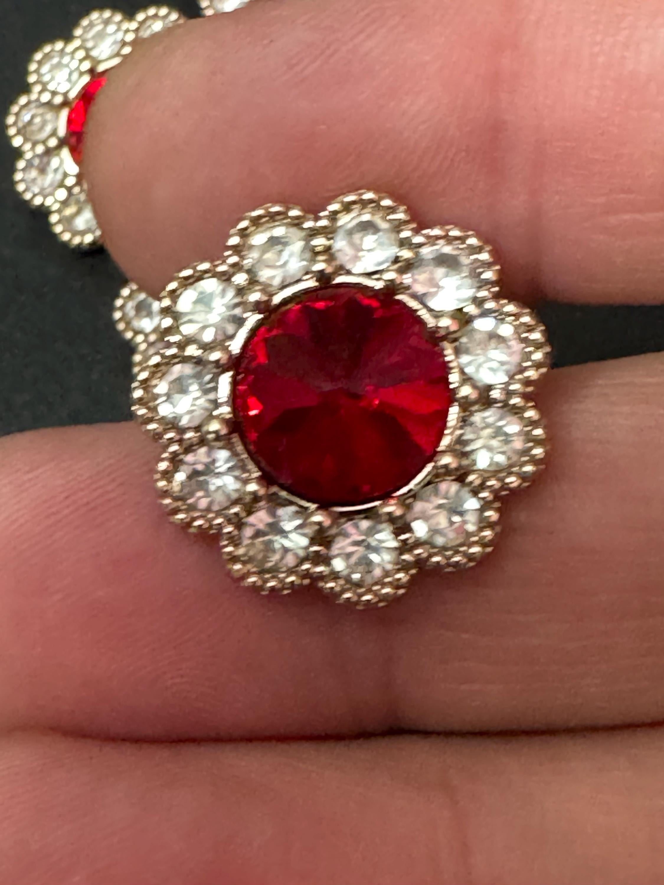 20mm clear and ruby red Rivoli Crystal glass flower buttons, pack of 5, gold tone metal