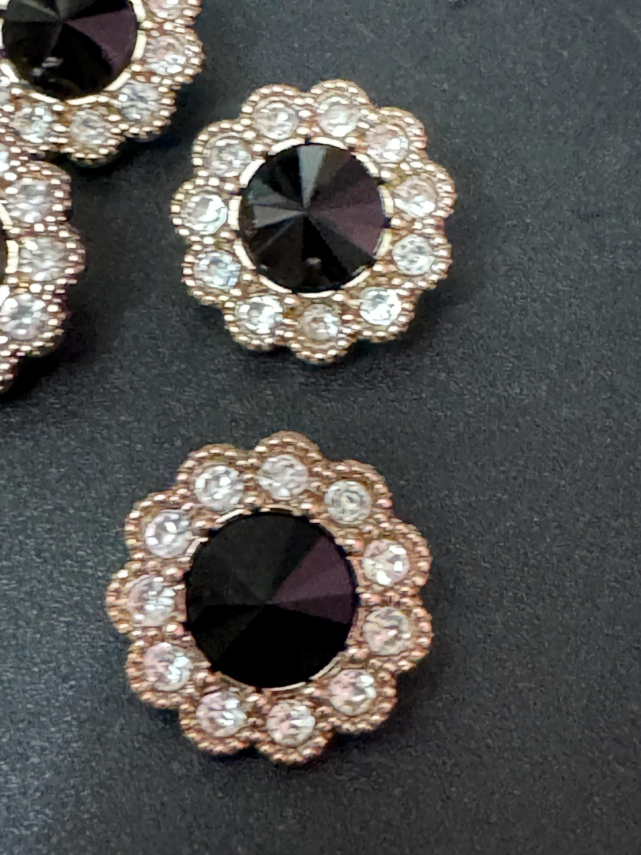 20mm clear and black Rivoli Crystal glass flower buttons, pack of 5, gold tone metal