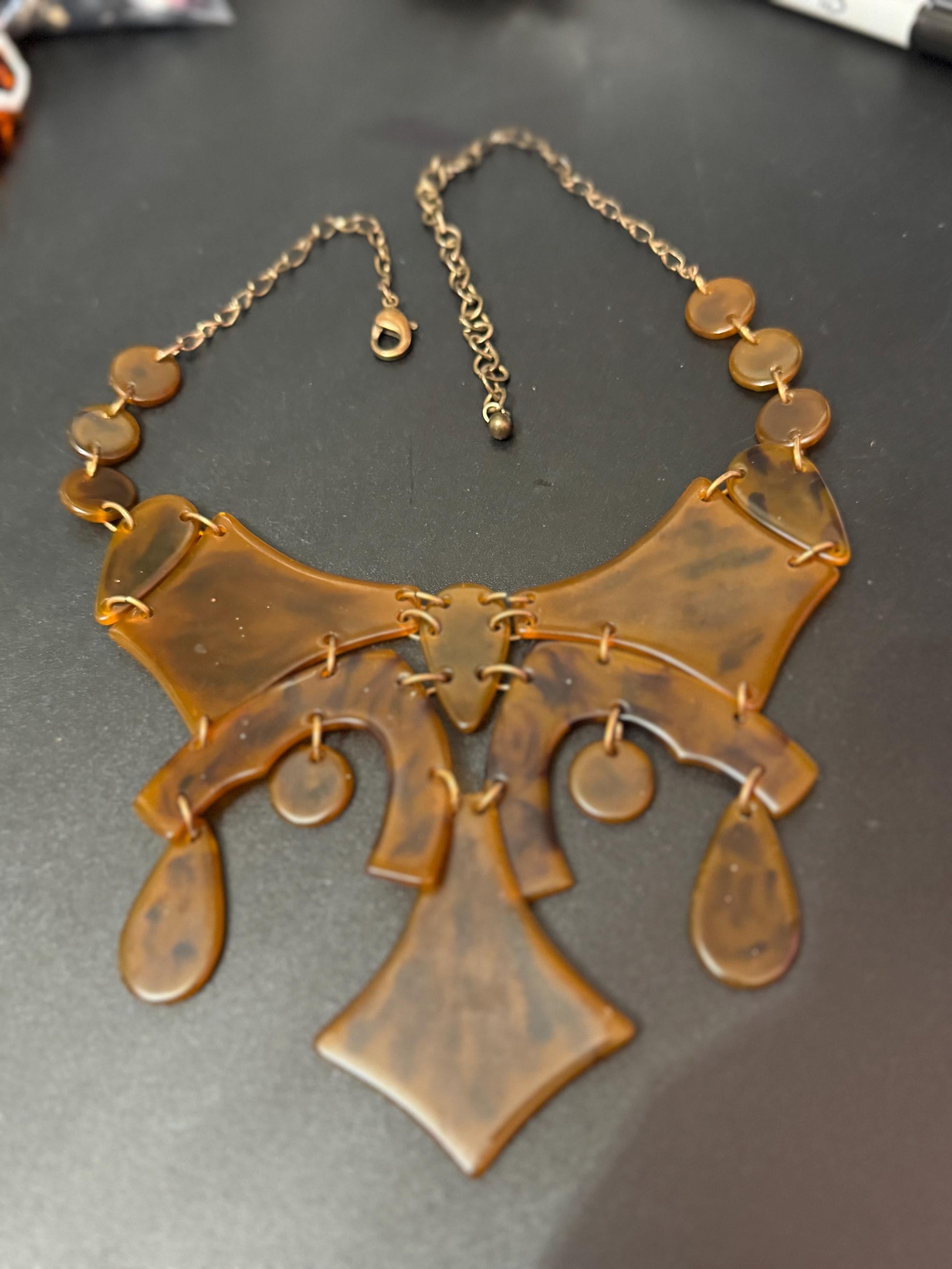 Vintage faux tortoiseshell panel link bib necklace 59cm