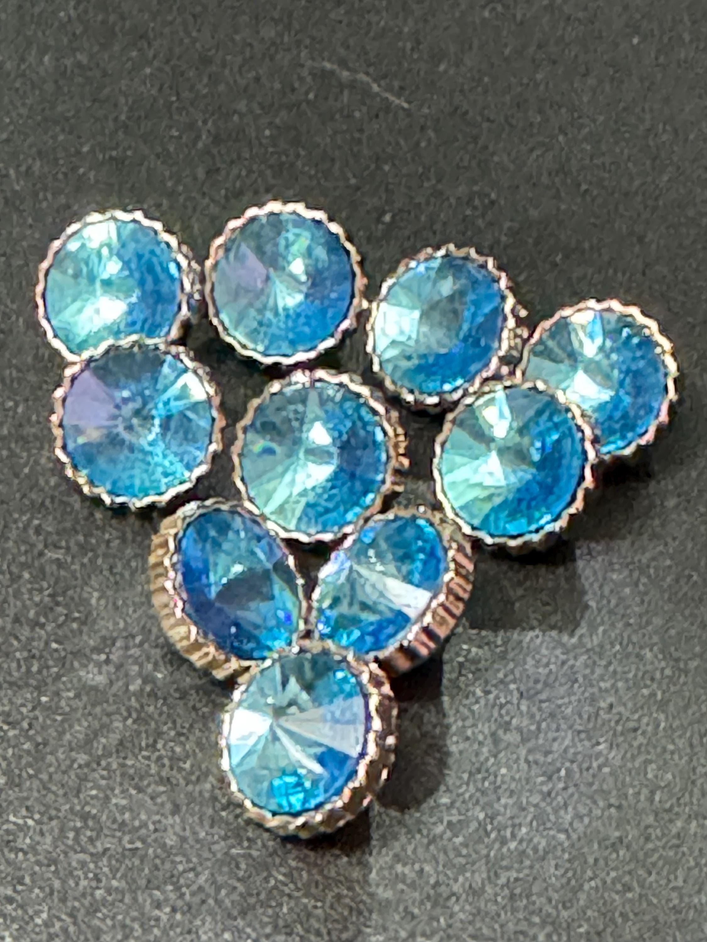 Light Blue Rivoli diamanté Buttons: 12mm Acrylic Crystal with Gold Tone - 10 Pack