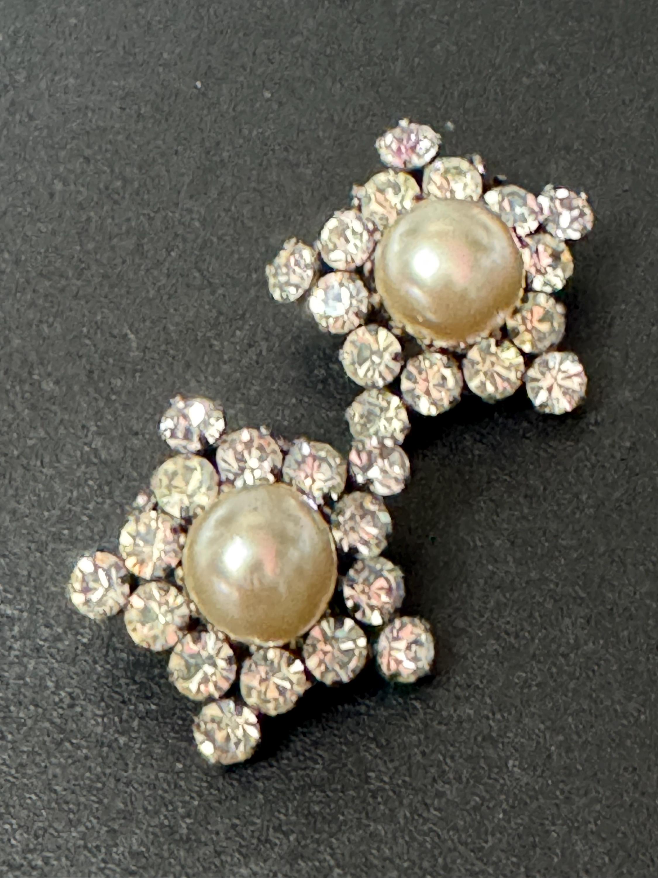 Faux pearl and clear diamanté paste Silver Tone Vintage Clip On Earrings