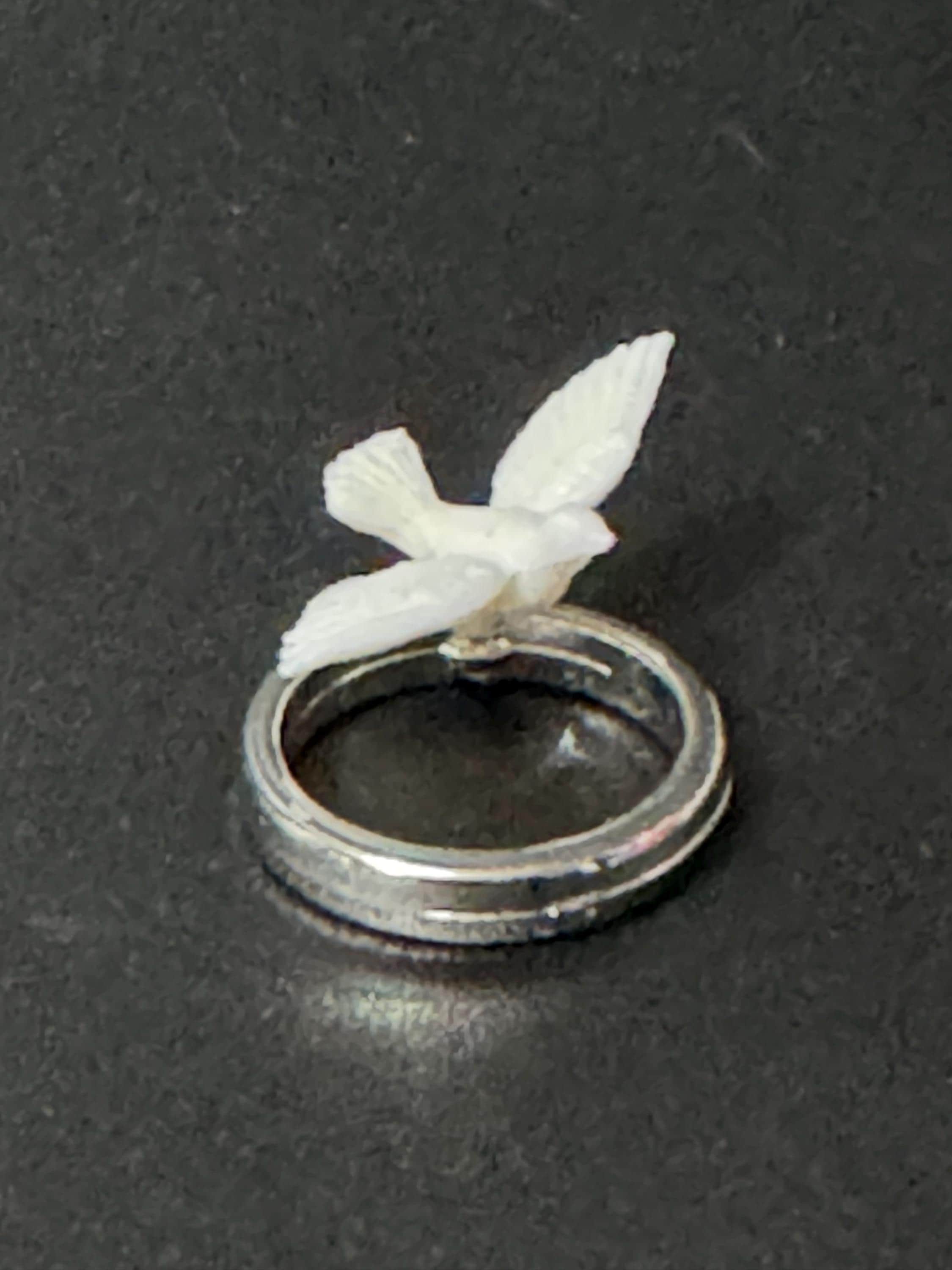 Vintage traditional silver plastic Wedding ring and dove bird anniversary Cake topper decoration