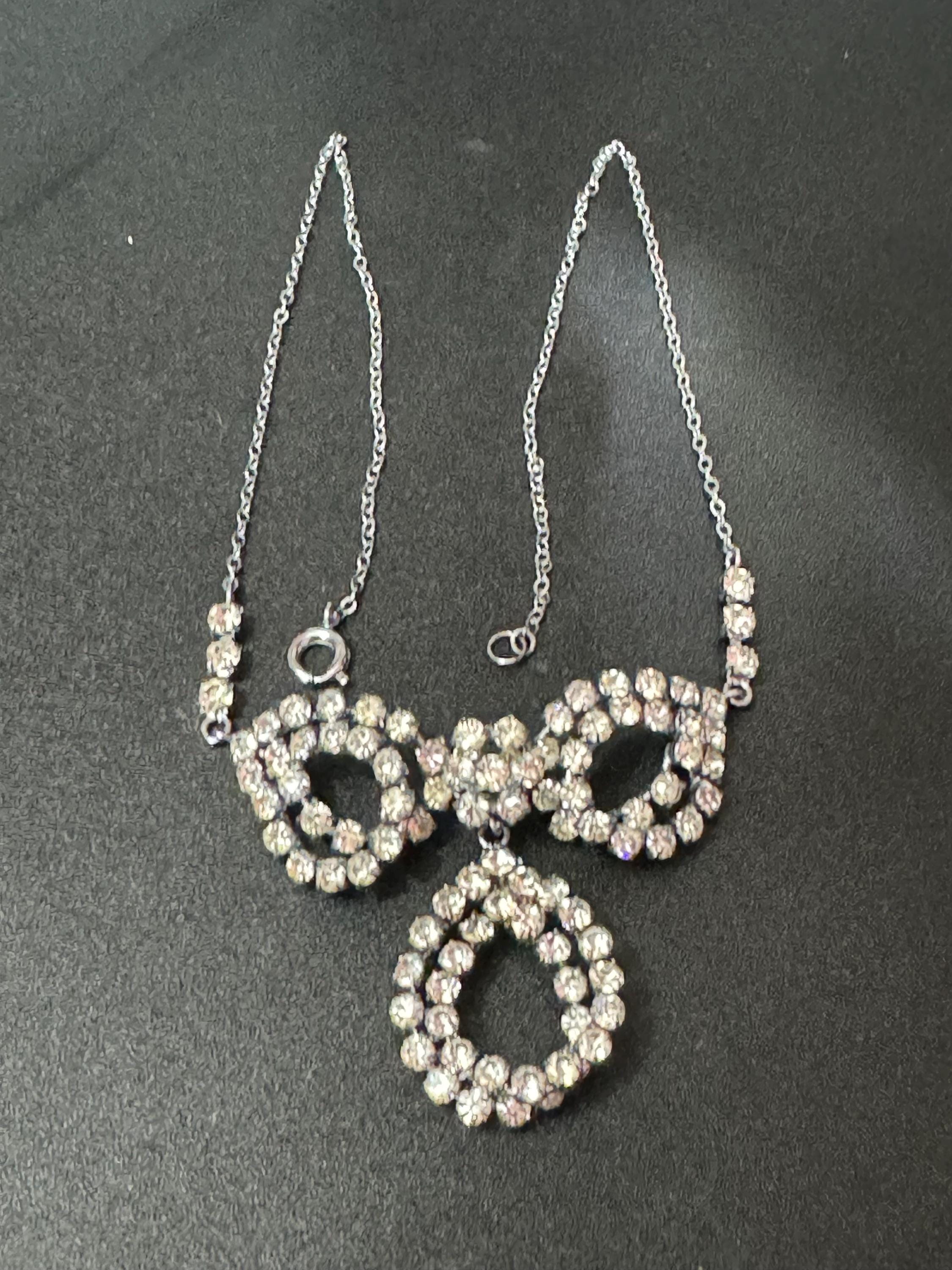 Vintage clear diamanté glass rhinestone crystal silver tone necklace 41cm