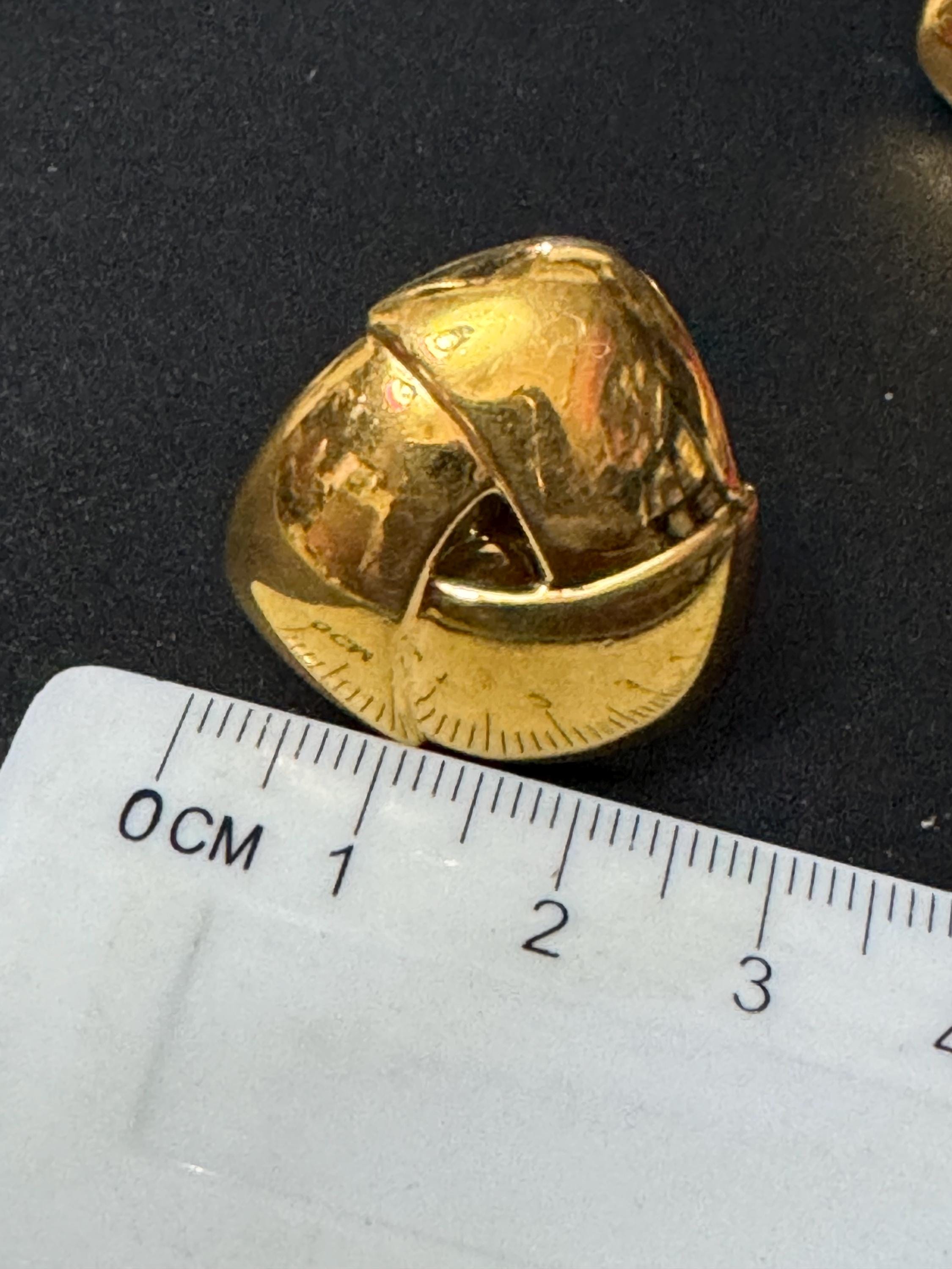 Signed NAPIER Vintage 1980s gold tone classic triangular designer clip on earrings