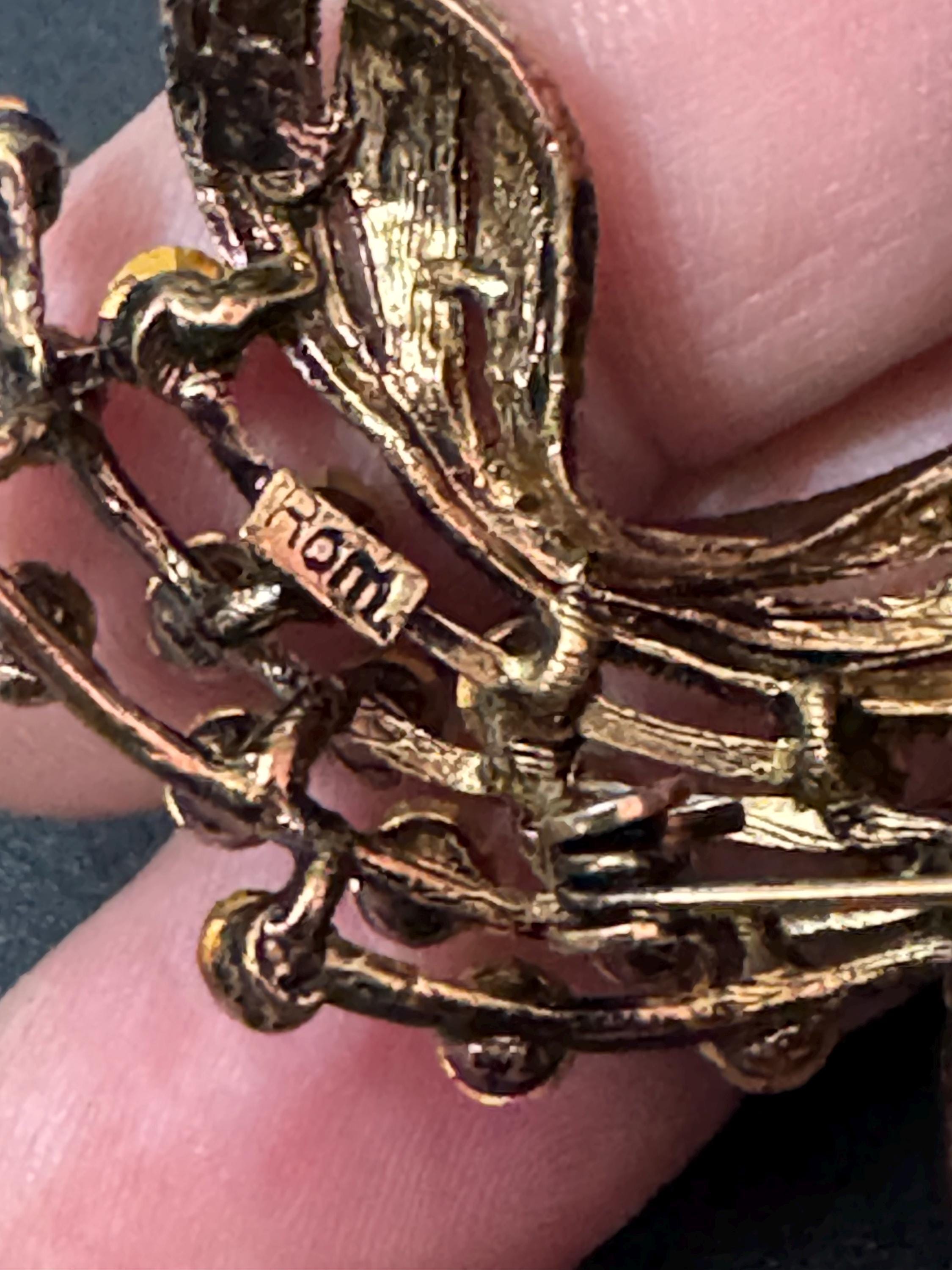 Signed ROM Canadian Vintage amethyst purple copper tone floral Brooch