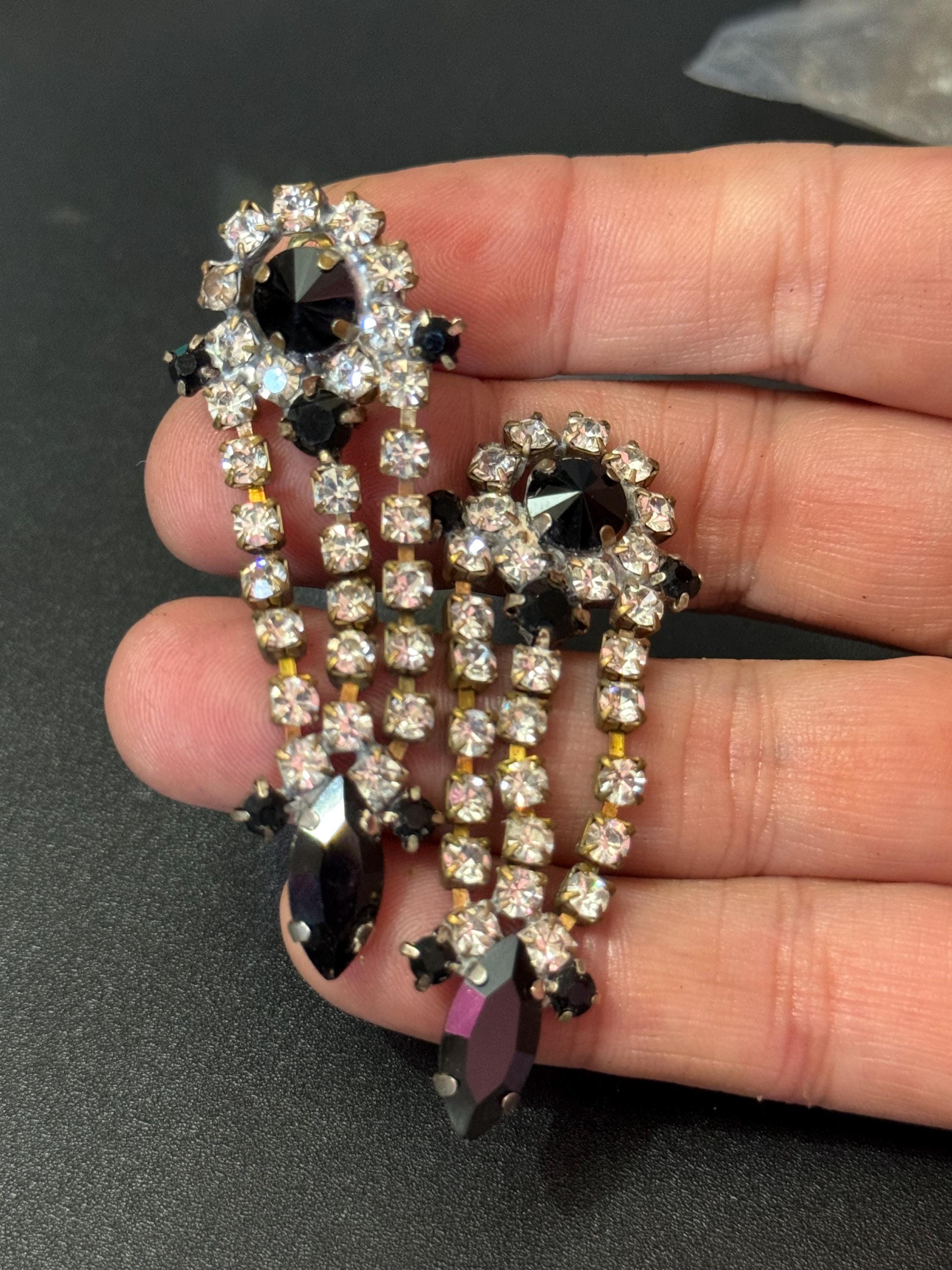 Vintage Czech black and clear Rhinestone Diamanté Drop Clip on Earrings