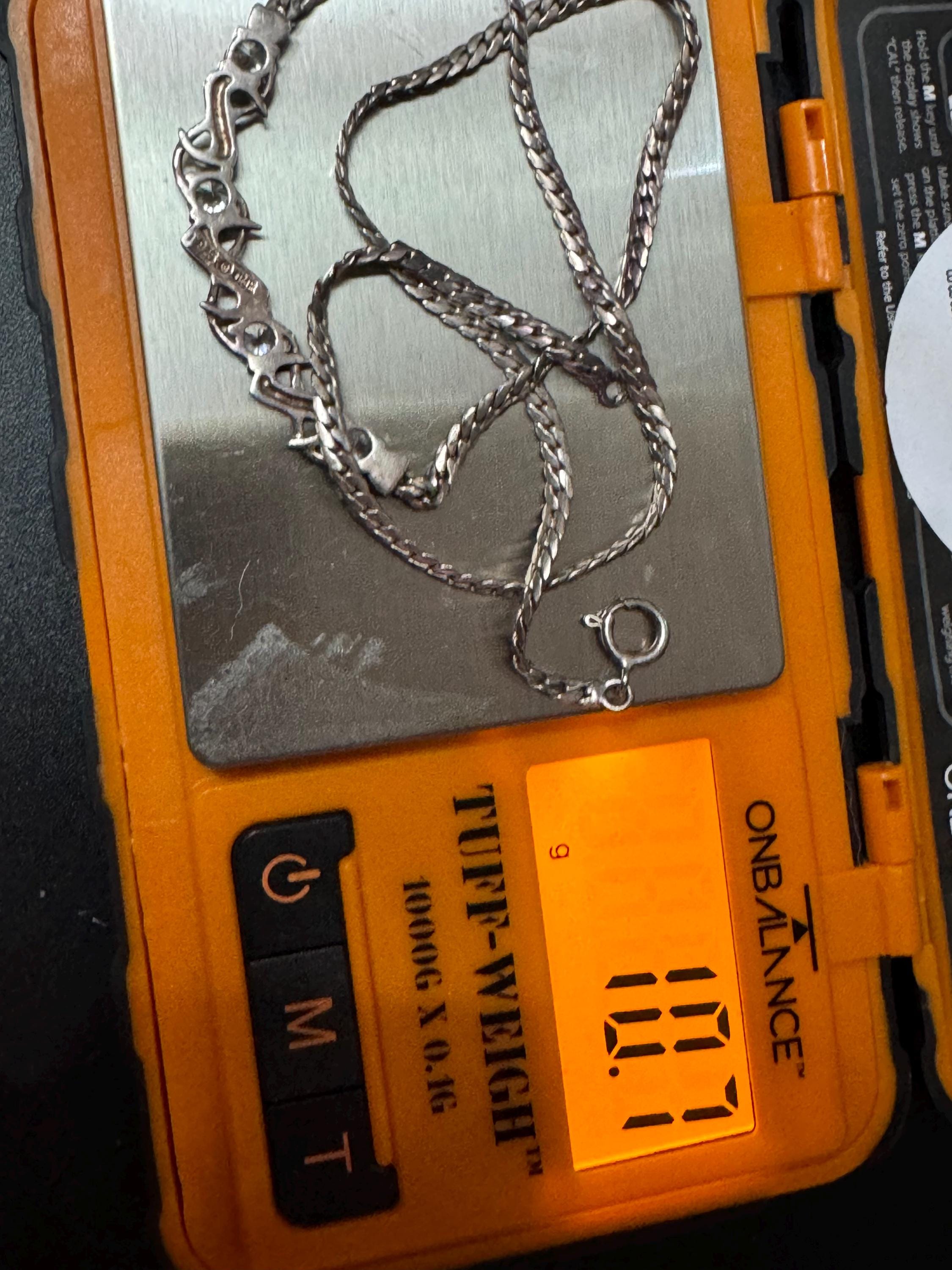 Vintage 925 Sterling Silver Necklace with central clear diamanté Crystals 10.7 grams